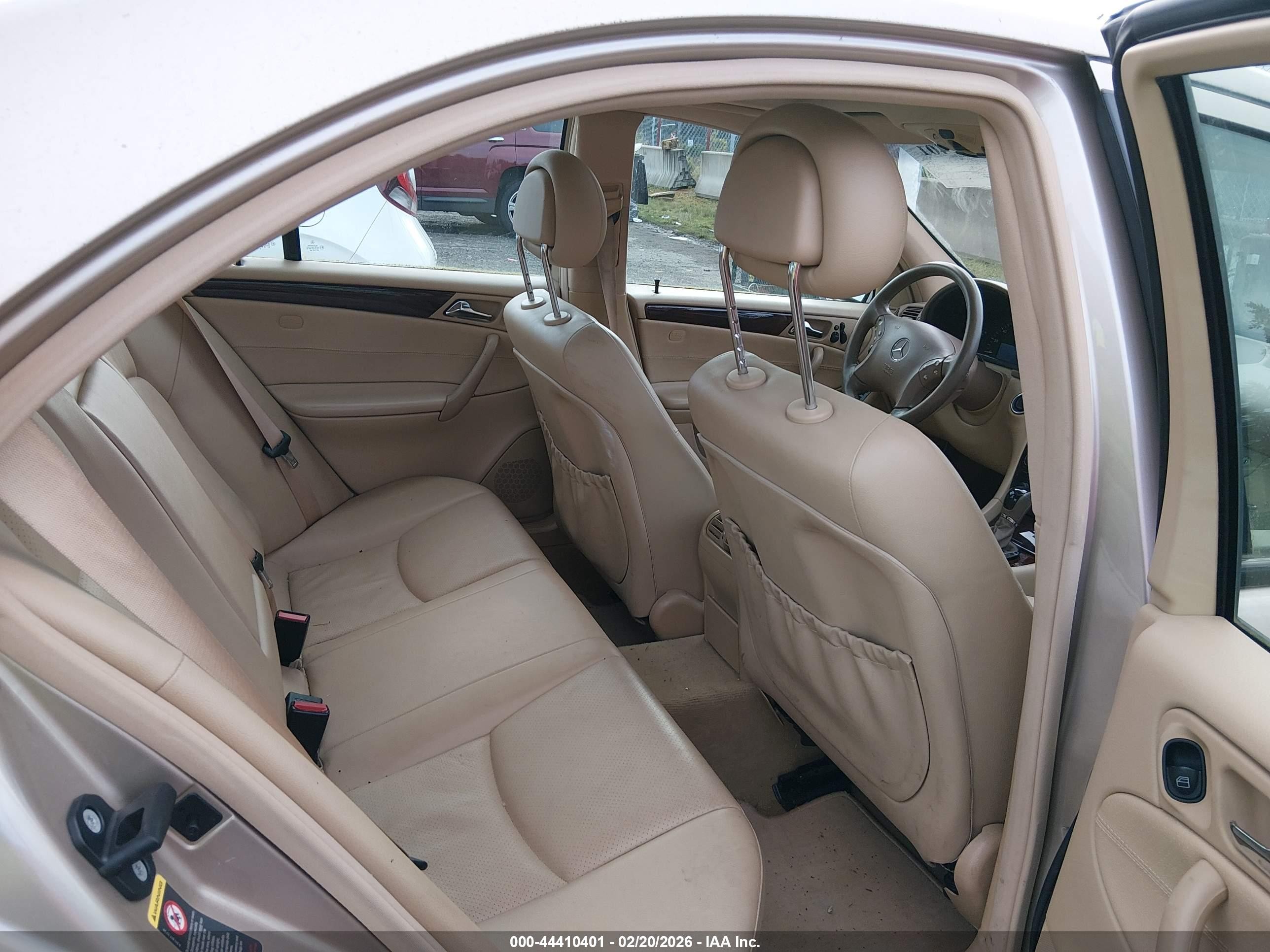 2002 Mercedes-benz C 240   Gold vin: WDBRF61J42F284182