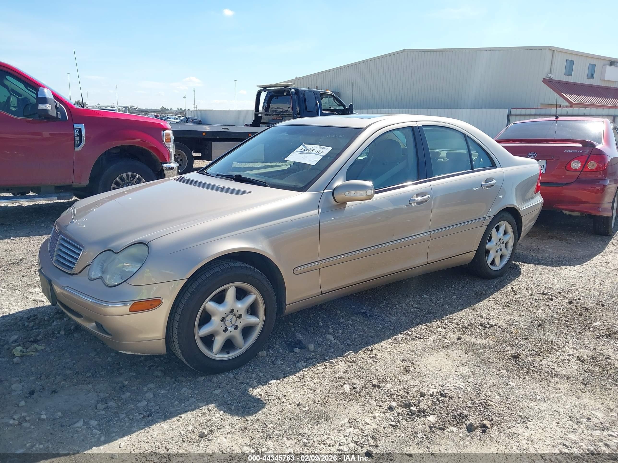 2003 Mercedes-benz C 240   Gold vin: WDBRF61J43F304481