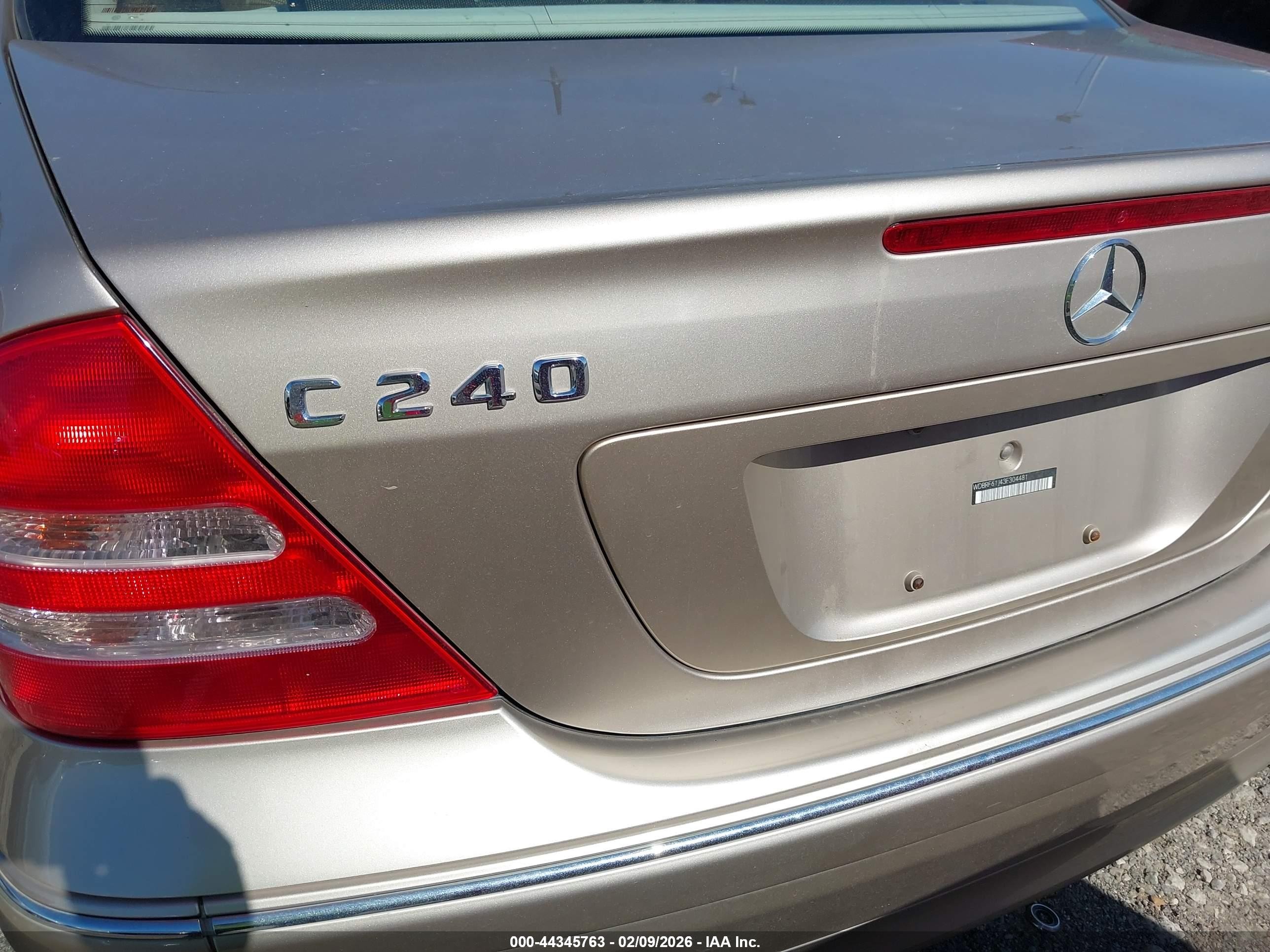 2003 Mercedes-benz C 240   Gold vin: WDBRF61J43F304481