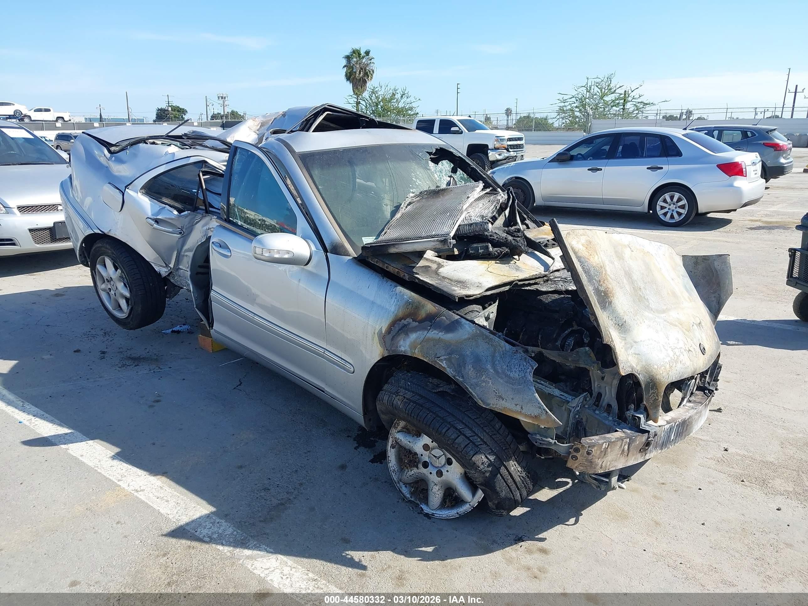 2003 Mercedes-benz C 240   Silver vin: WDBRF61J43F351705