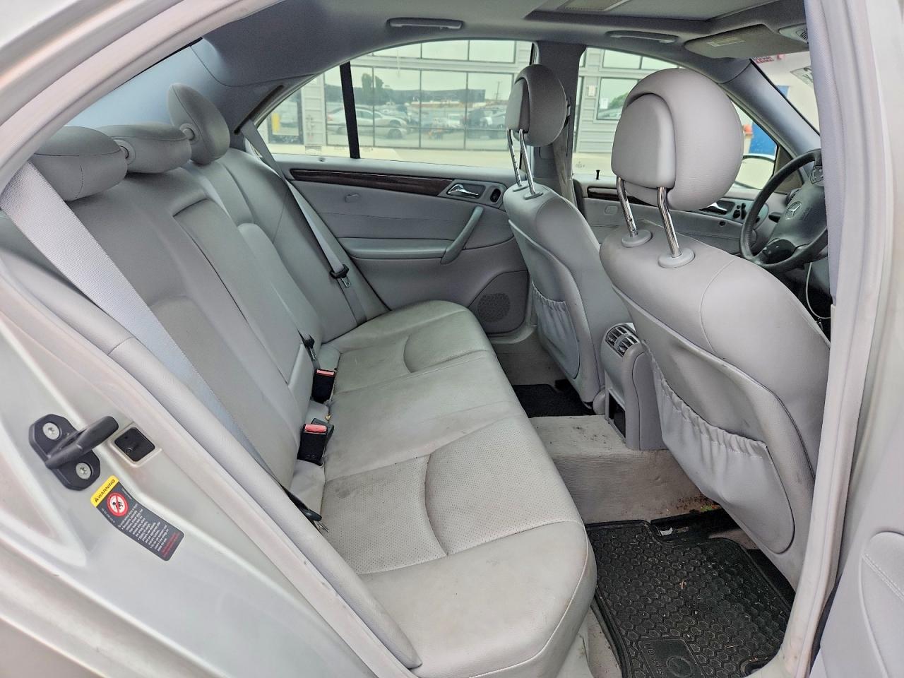 2004 Mercedes-benz C 240 Серебряный vin: WDBRF61J44A576463