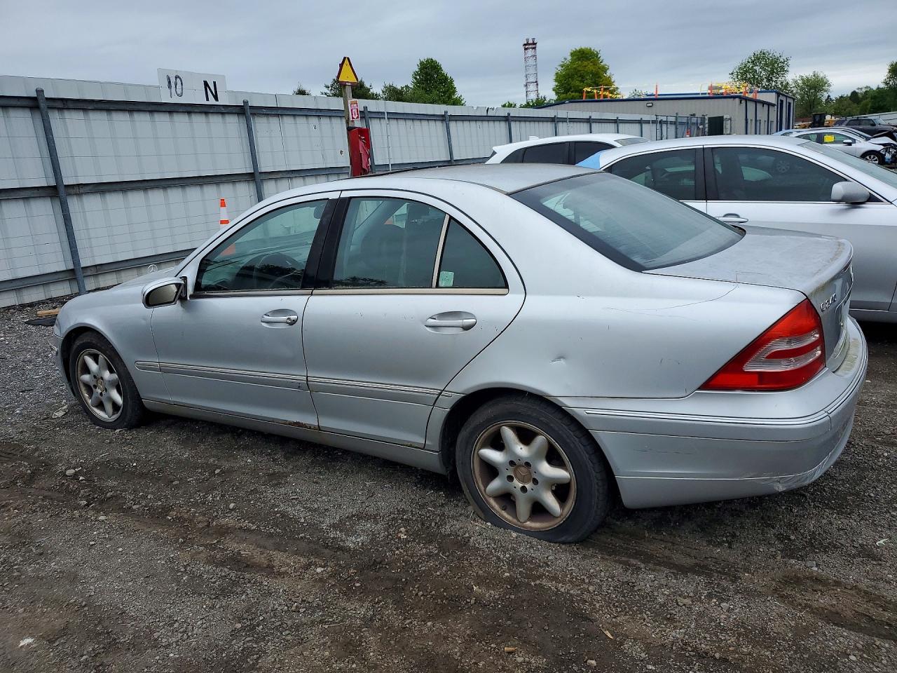 2004 Mercedes Benz C 240 Silver vin: WDBRF61J44E015303
