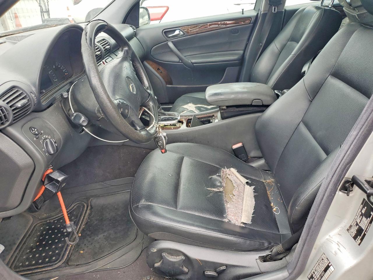 2004 Mercedes Benz C 240 Silver vin: WDBRF61J44E015303