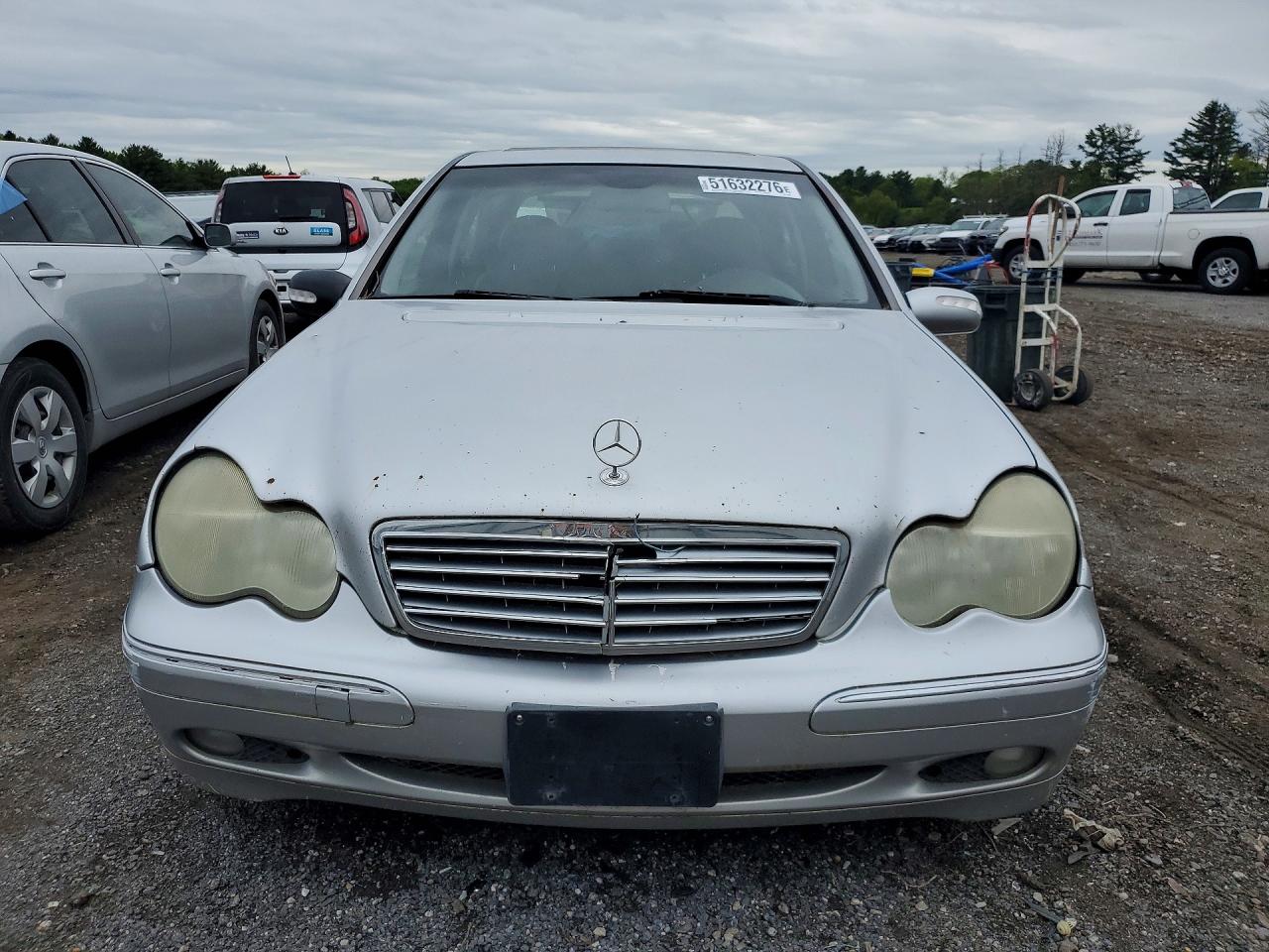 2004 Mercedes Benz C 240 Silver vin: WDBRF61J44E015303