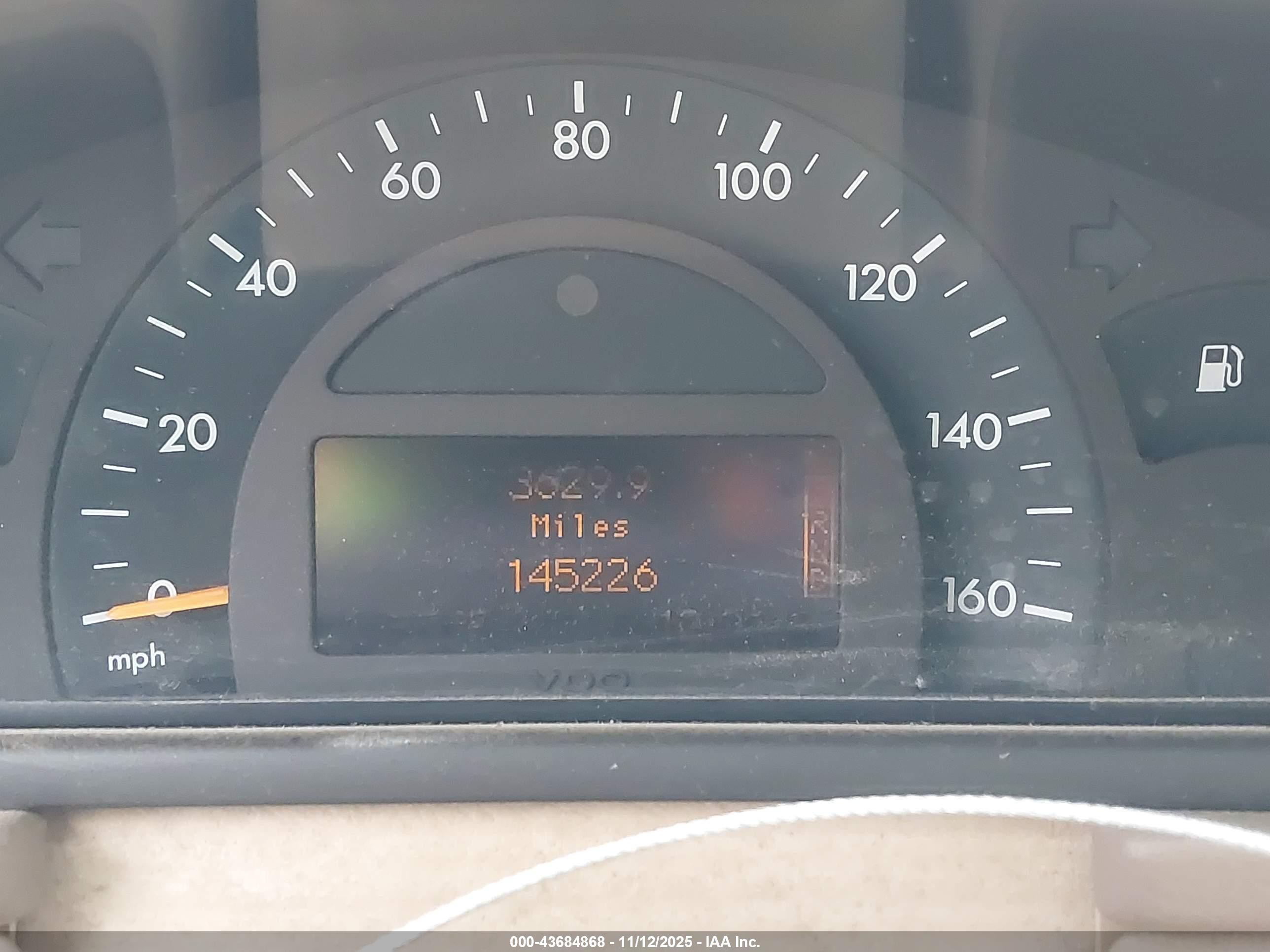 2004 Mercedes-benz C 240   Белый vin: WDBRF61J44F510319