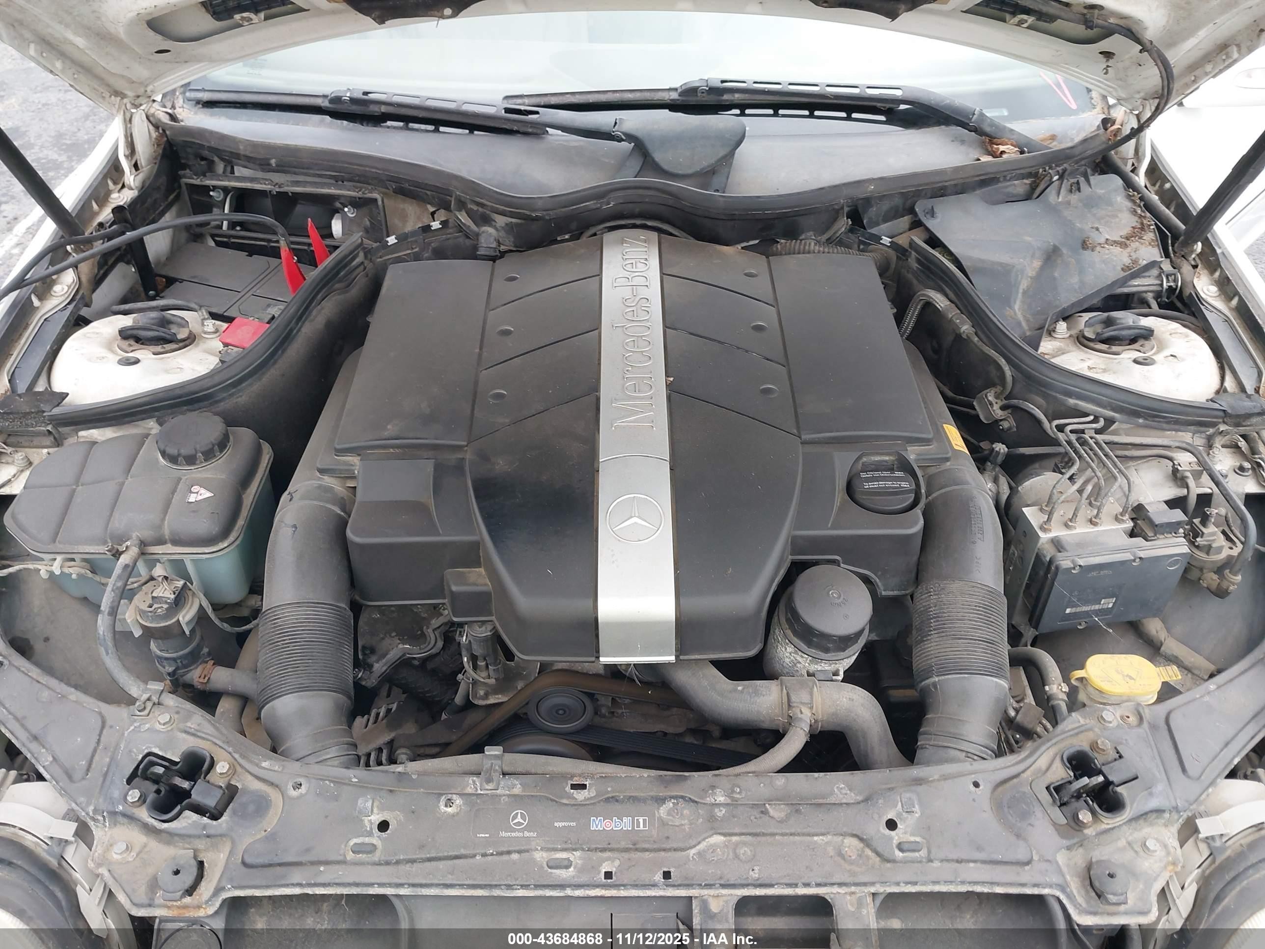 2004 Mercedes-benz C 240   Белый vin: WDBRF61J44F510319