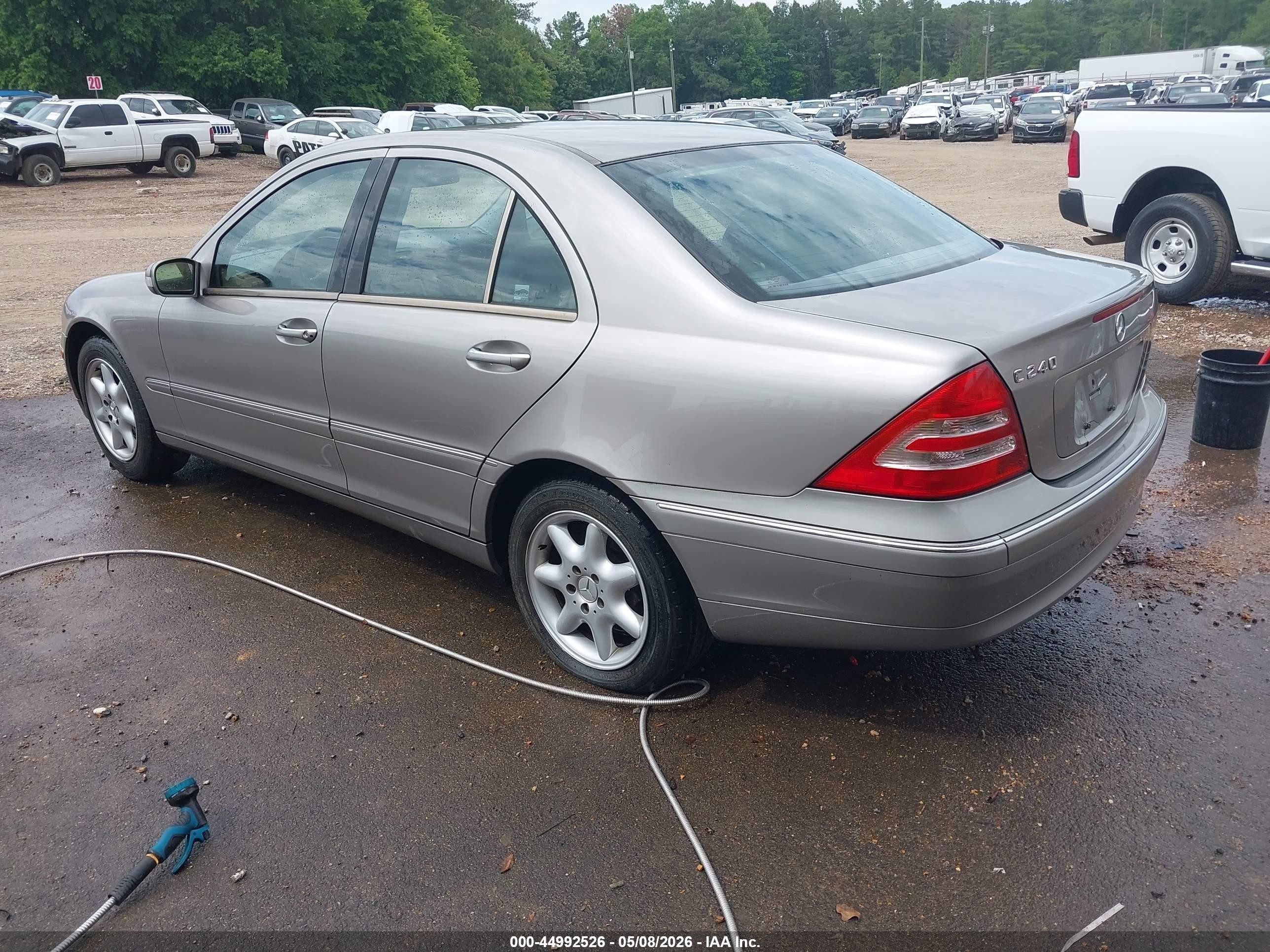 2004 Mercedes-benz C 240   Silver vin: WDBRF61J44F510420