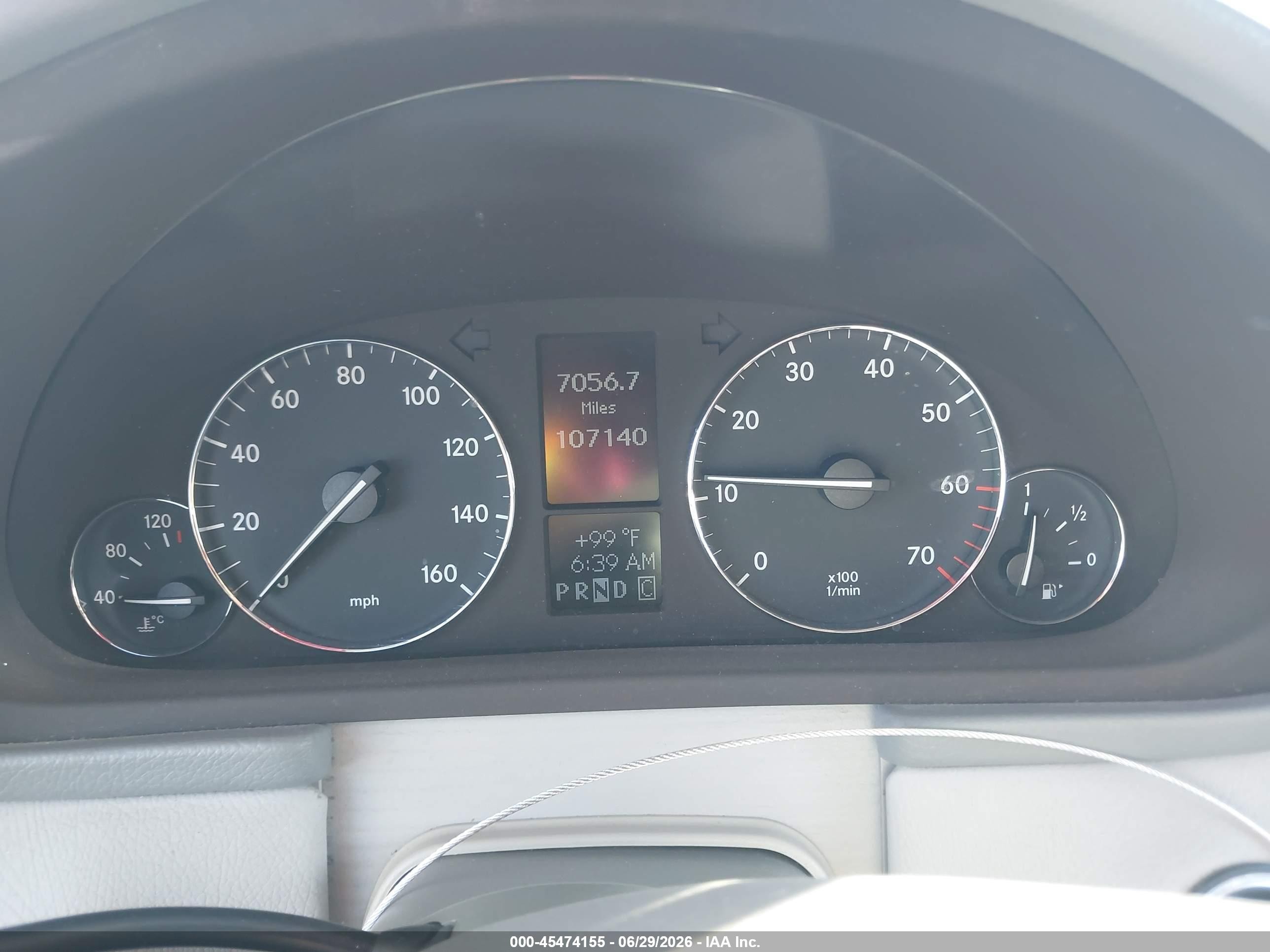 2005 Mercedes-benz C 240 Luxury White vin: WDBRF61J45F571252