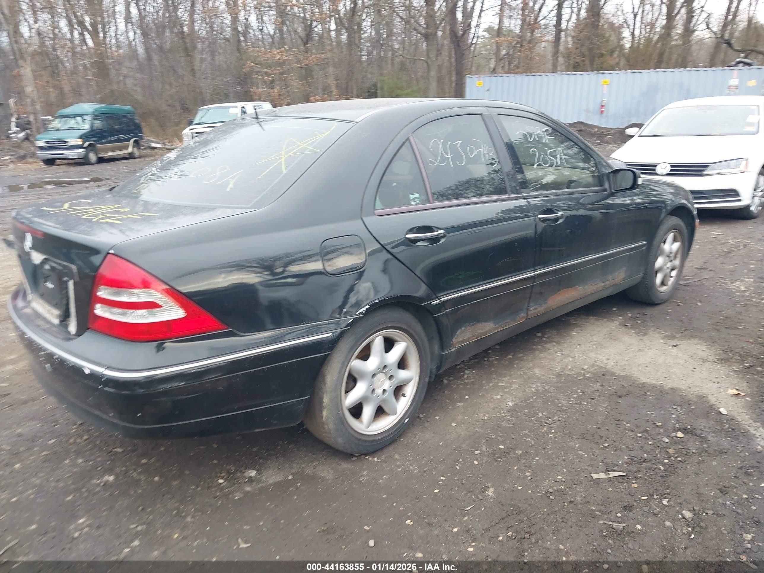 2001 Mercedes-benz C 240   Black vin: WDBRF61J51F119076