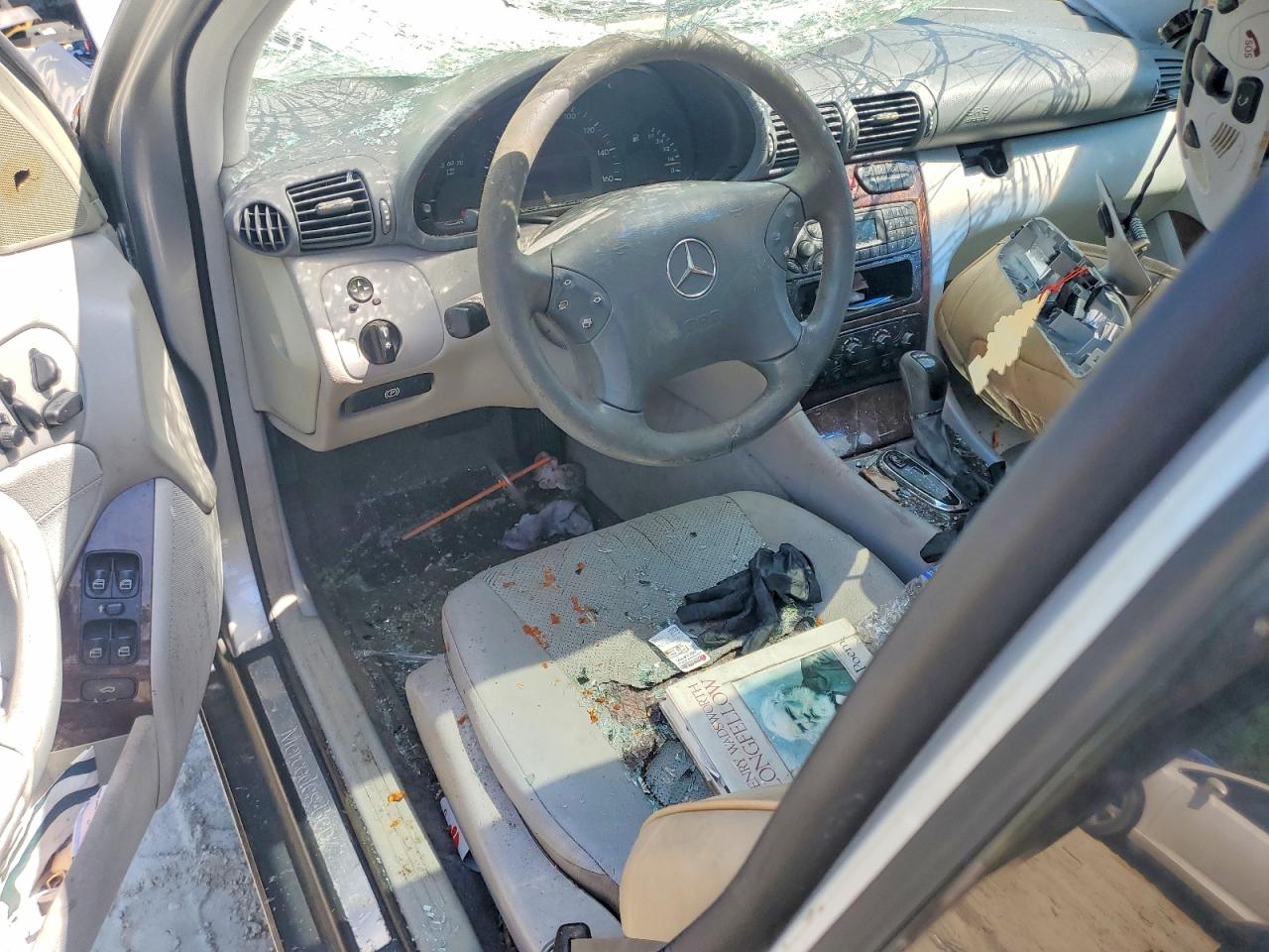 2002 Mercedes-benz C 240 Серебряный vin: WDBRF61J52F166142