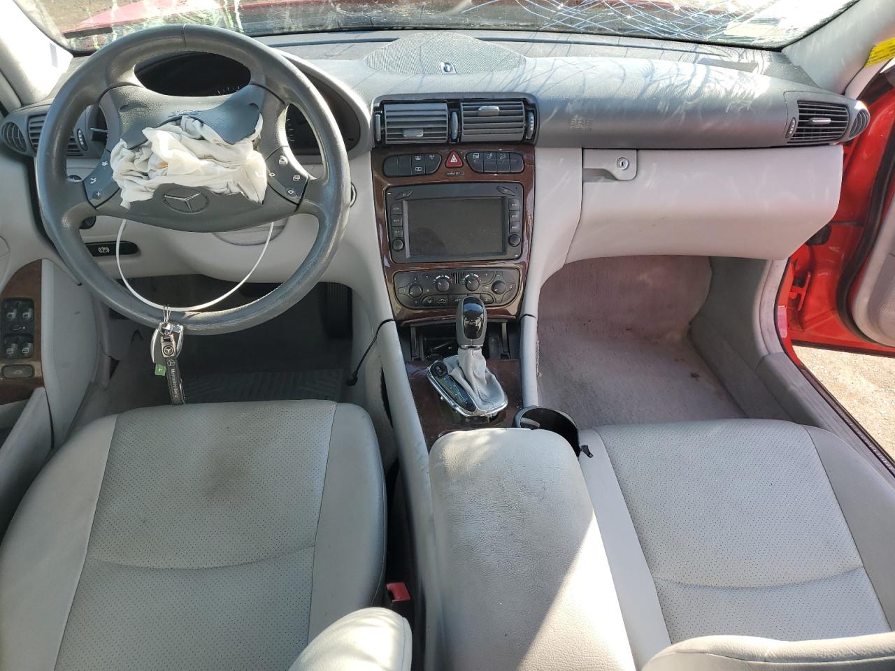 2002 Mercedes-benz C 240 Red vin: WDBRF61J52F180736