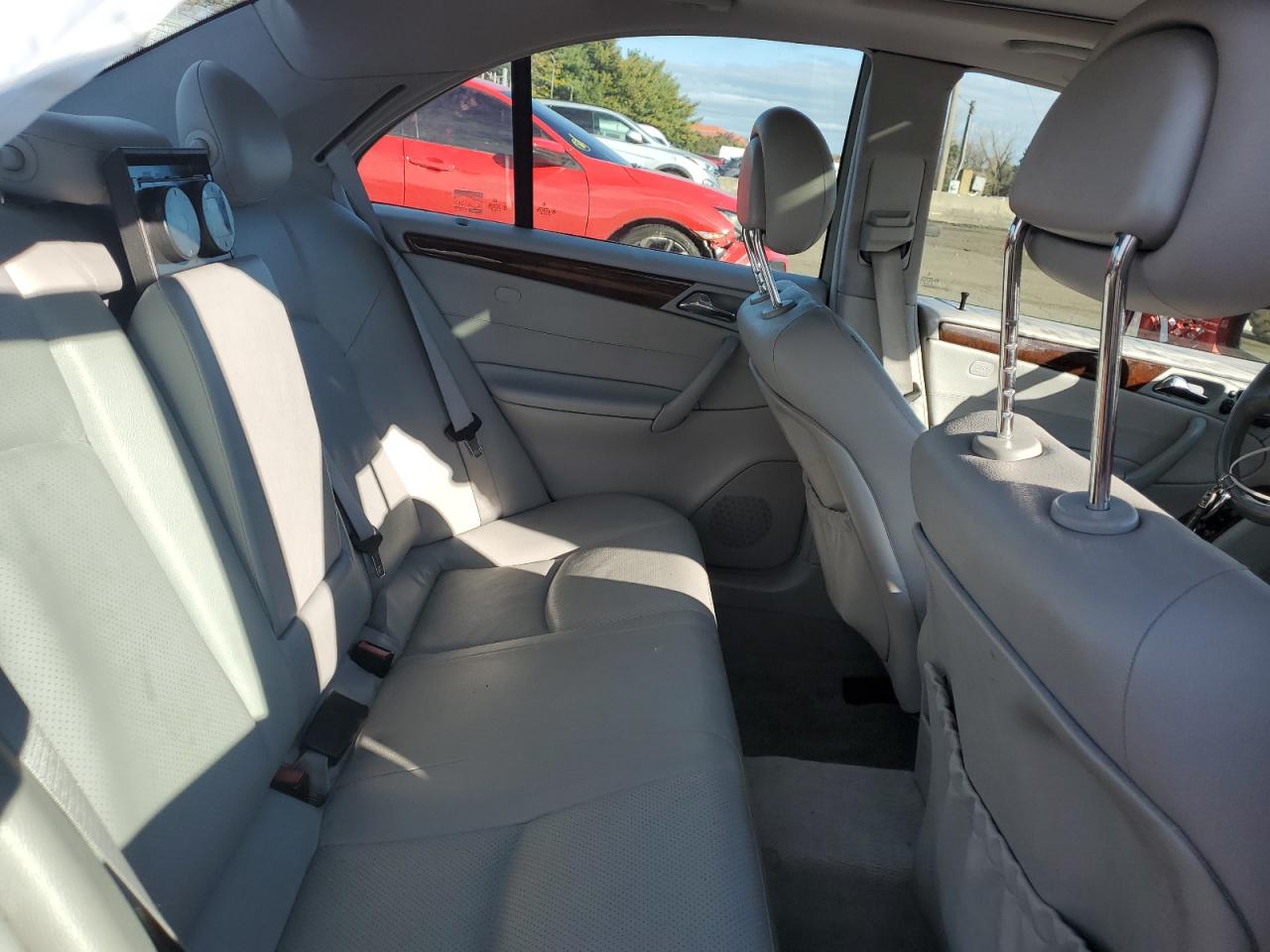 2002 Mercedes-benz C 240 Red vin: WDBRF61J52F180736