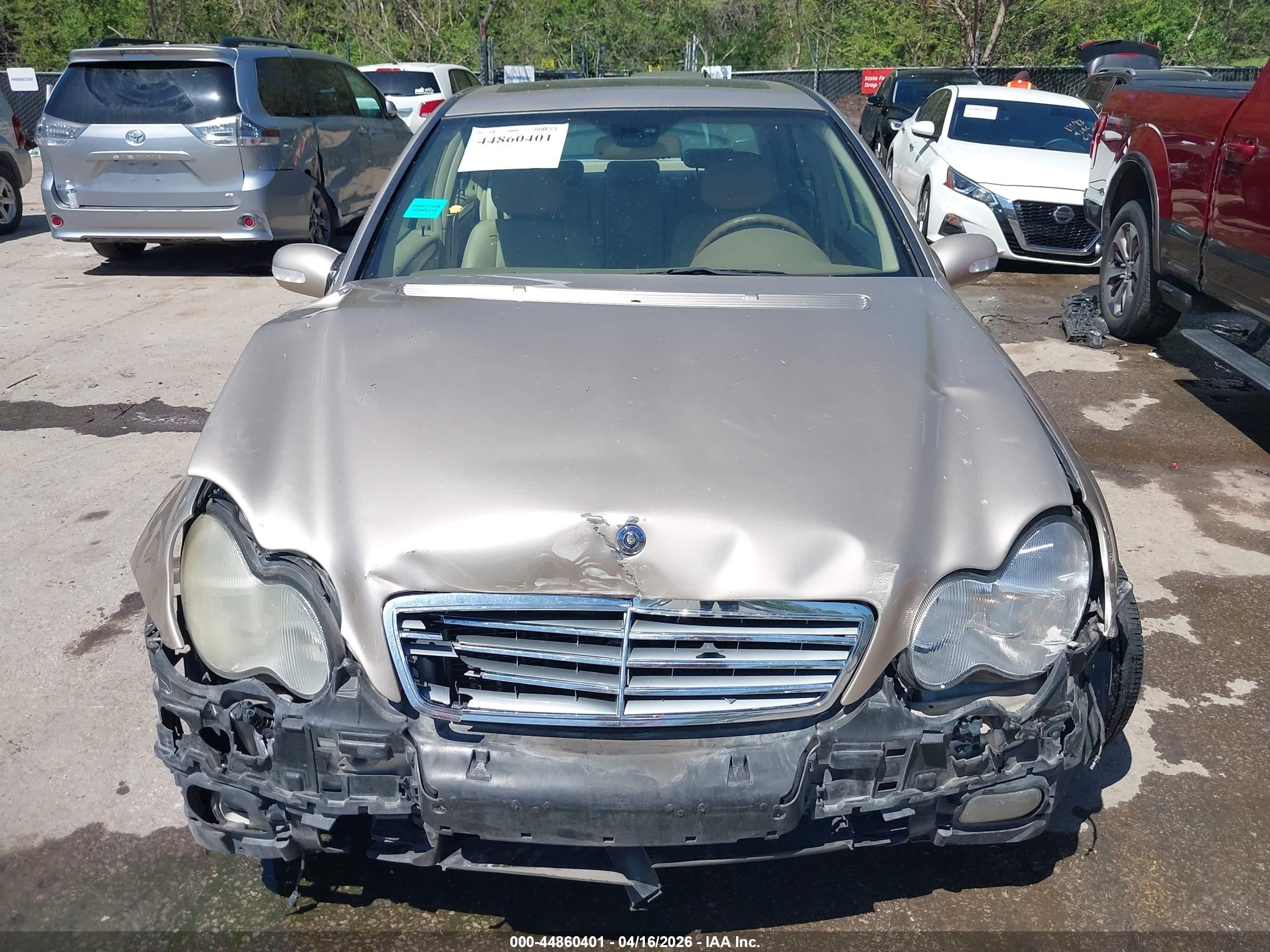 2003 Mercedes-benz C 240   Gold vin: WDBRF61J53F307700