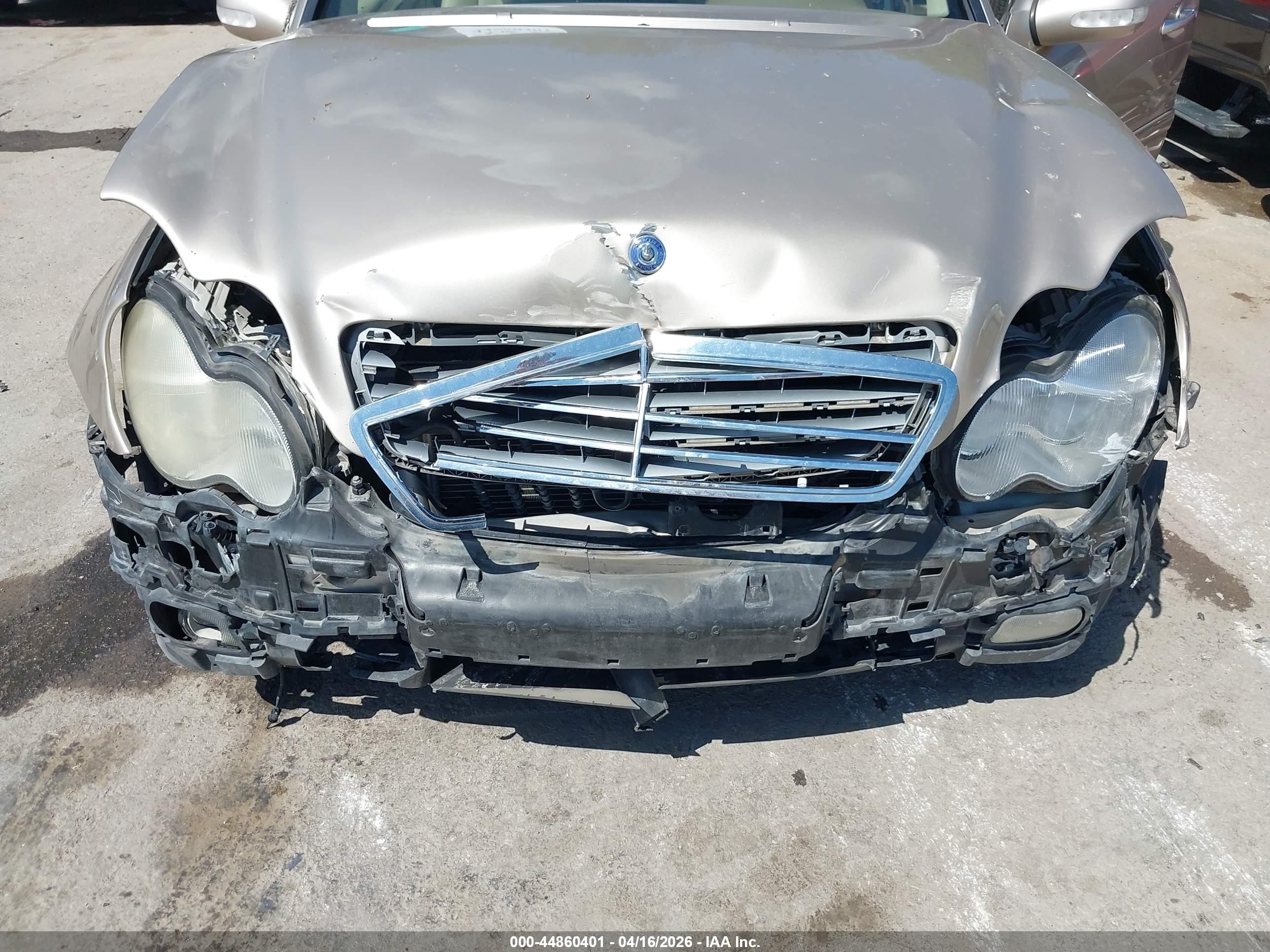 2003 Mercedes-benz C 240   Gold vin: WDBRF61J53F307700