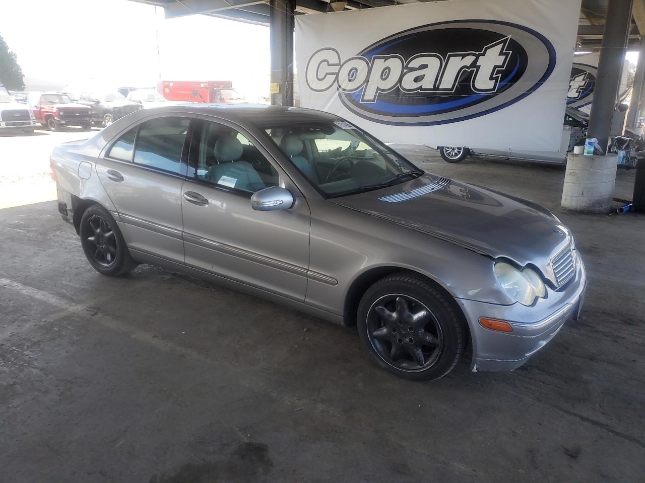 2004 Mercedes-benz C 240 Silver vin: WDBRF61J54A558554