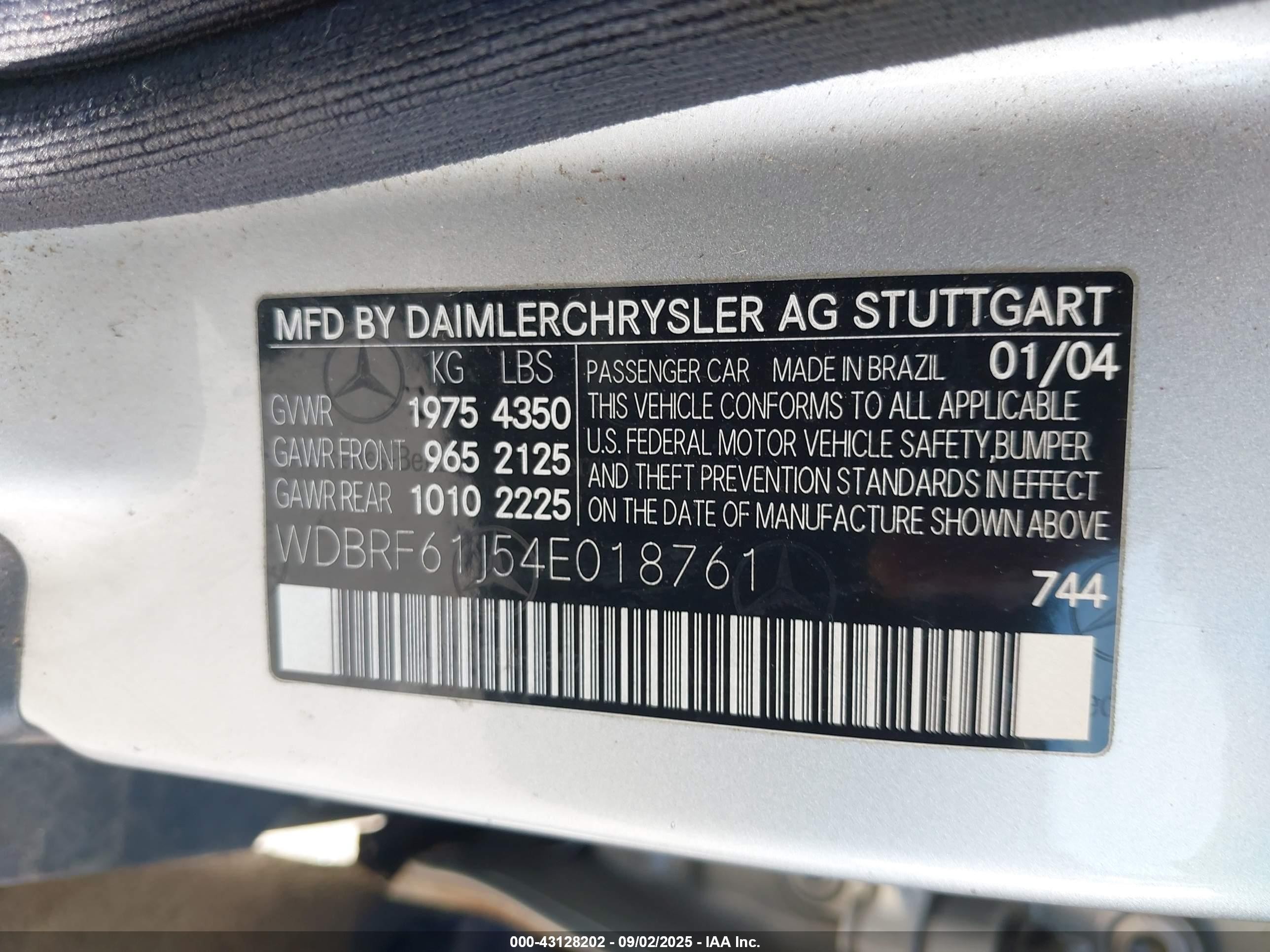 2004 Mercedes-benz C 240   Silver vin: WDBRF61J54E018761