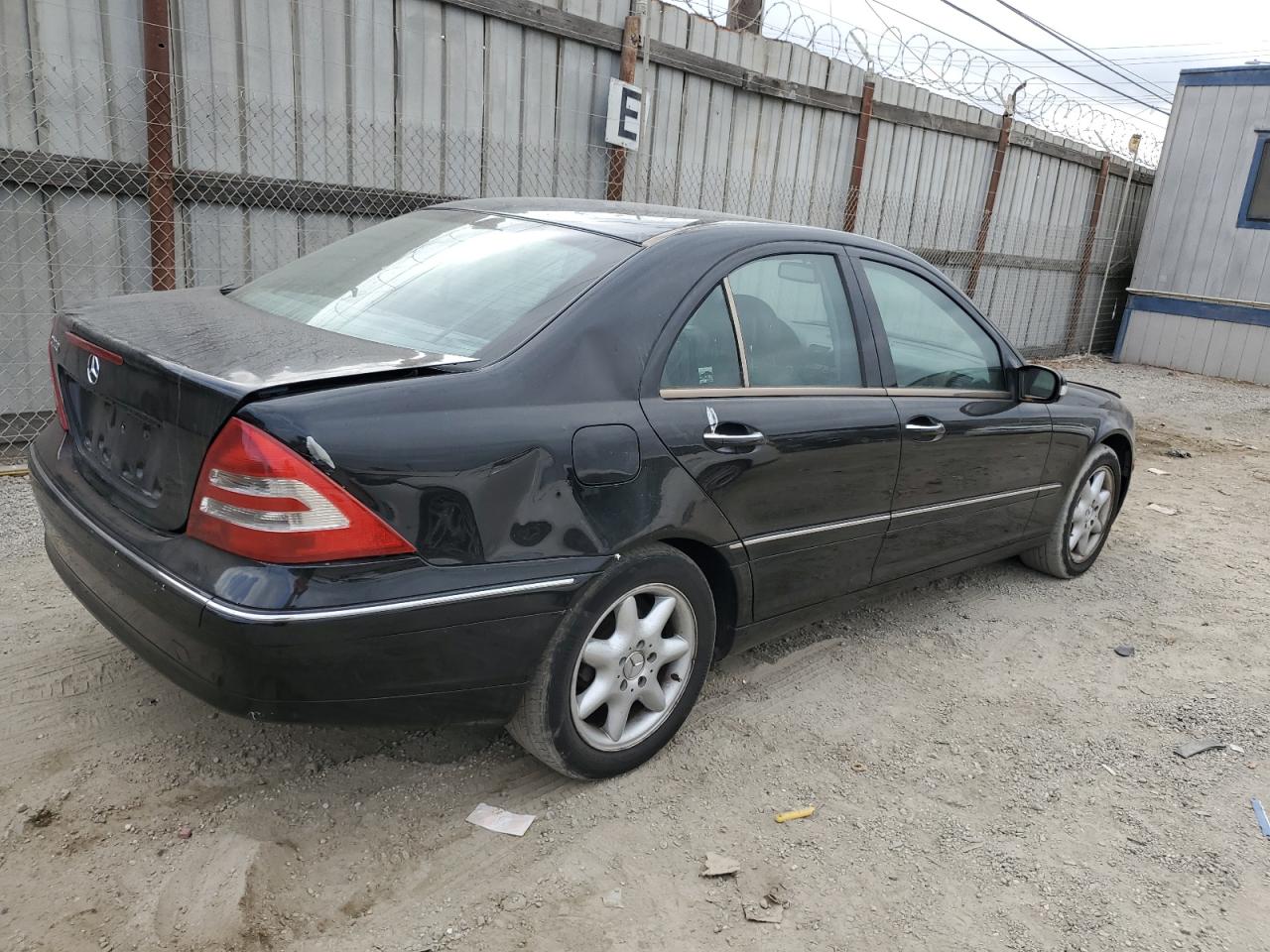 2004 Mercedes-benz C 240 Black vin: WDBRF61J54F551736