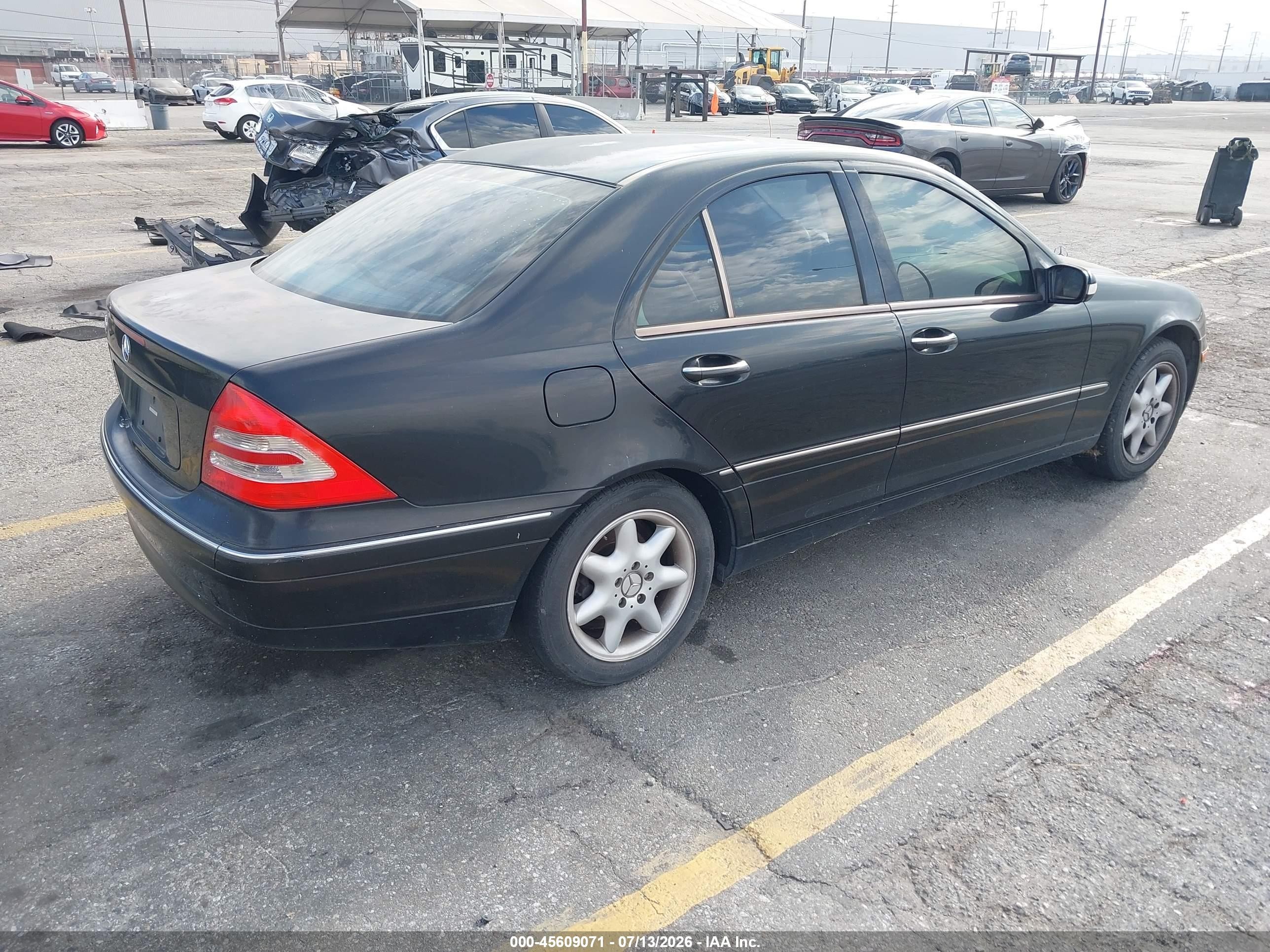 2004 Mercedes-benz C 240 Black vin: WDBRF61J54F552370