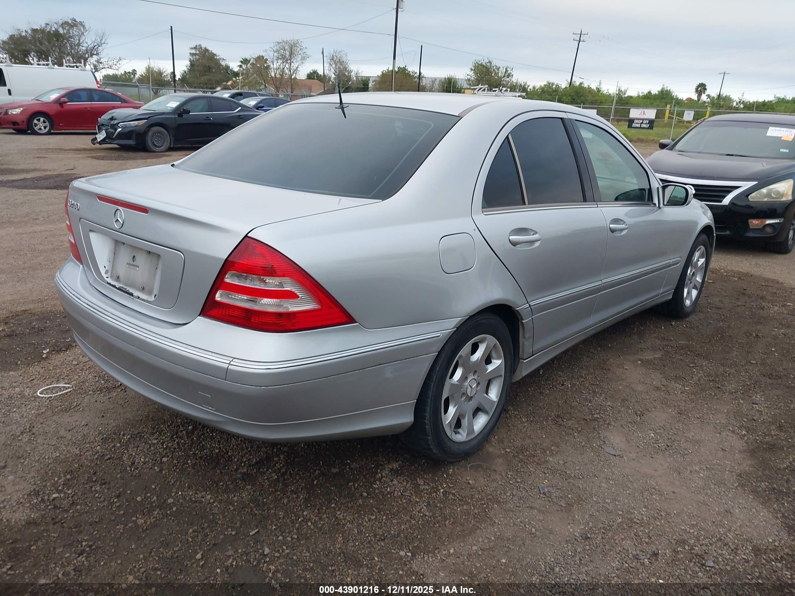 2005 Mercedes-benz C 240 Luxury Silver vin: WDBRF61J55A675892