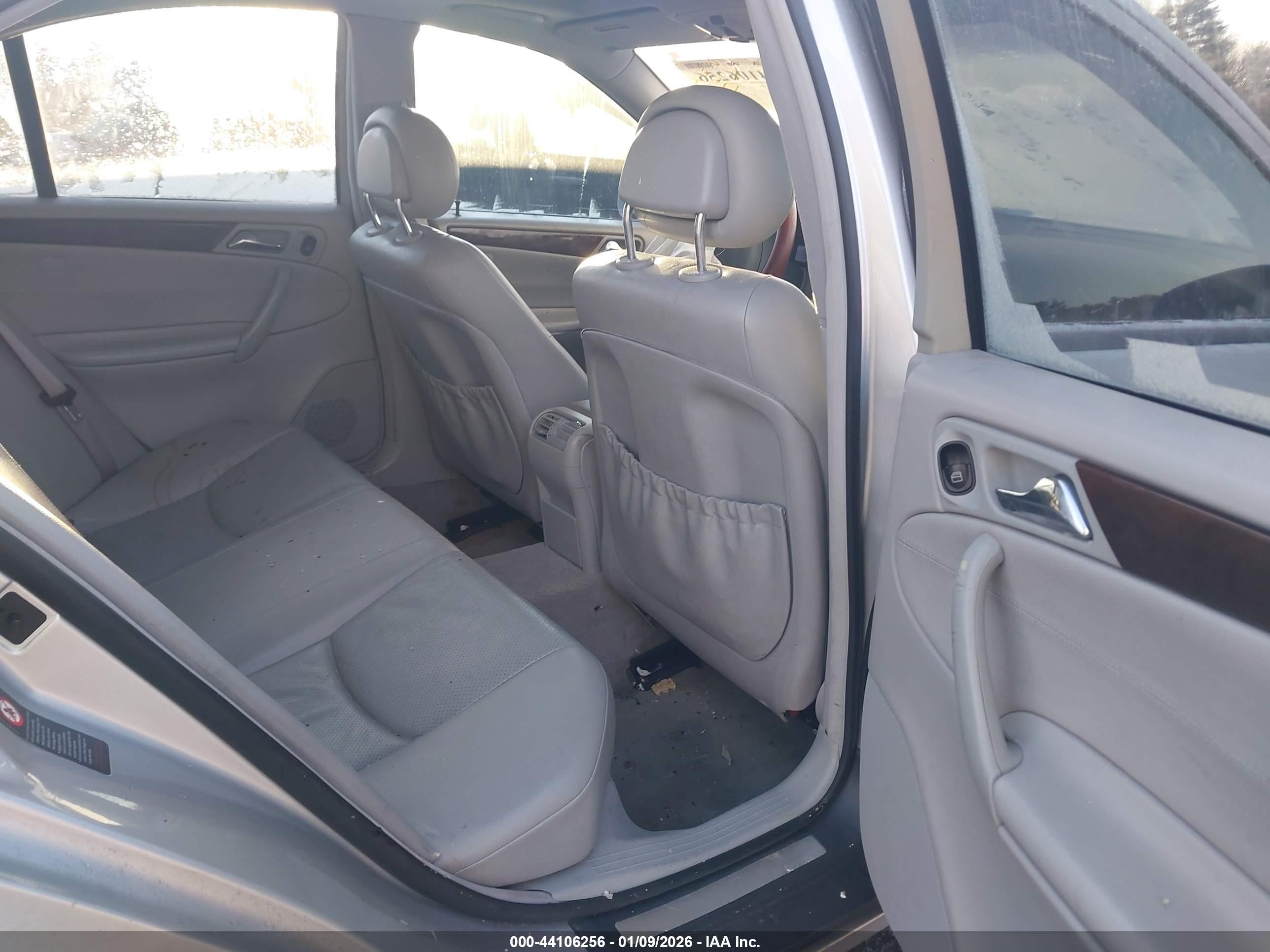 2001 Mercedes-benz C 240   Silver vin: WDBRF61J61F080966