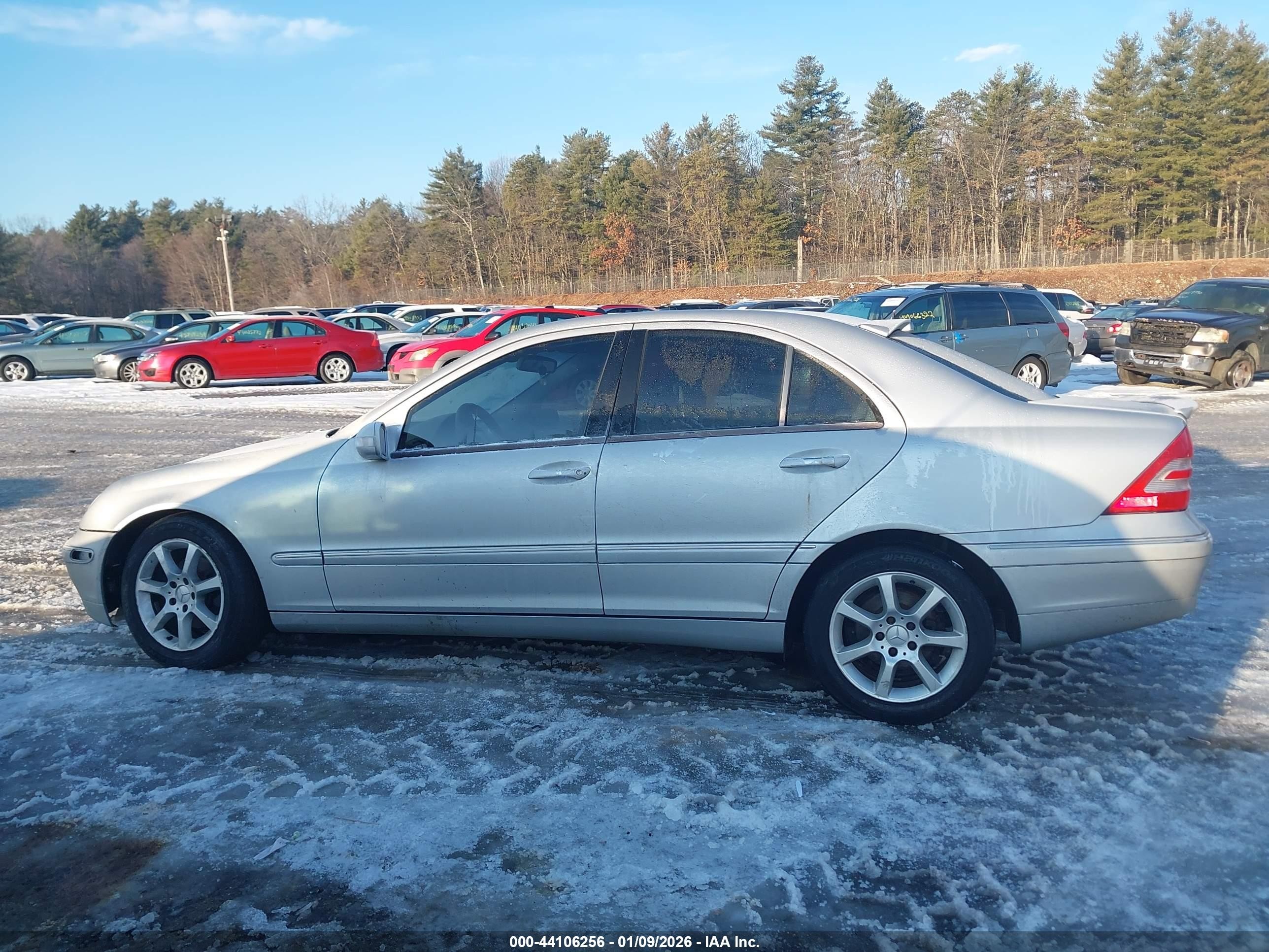 2001 Mercedes-benz C 240   Silver vin: WDBRF61J61F080966