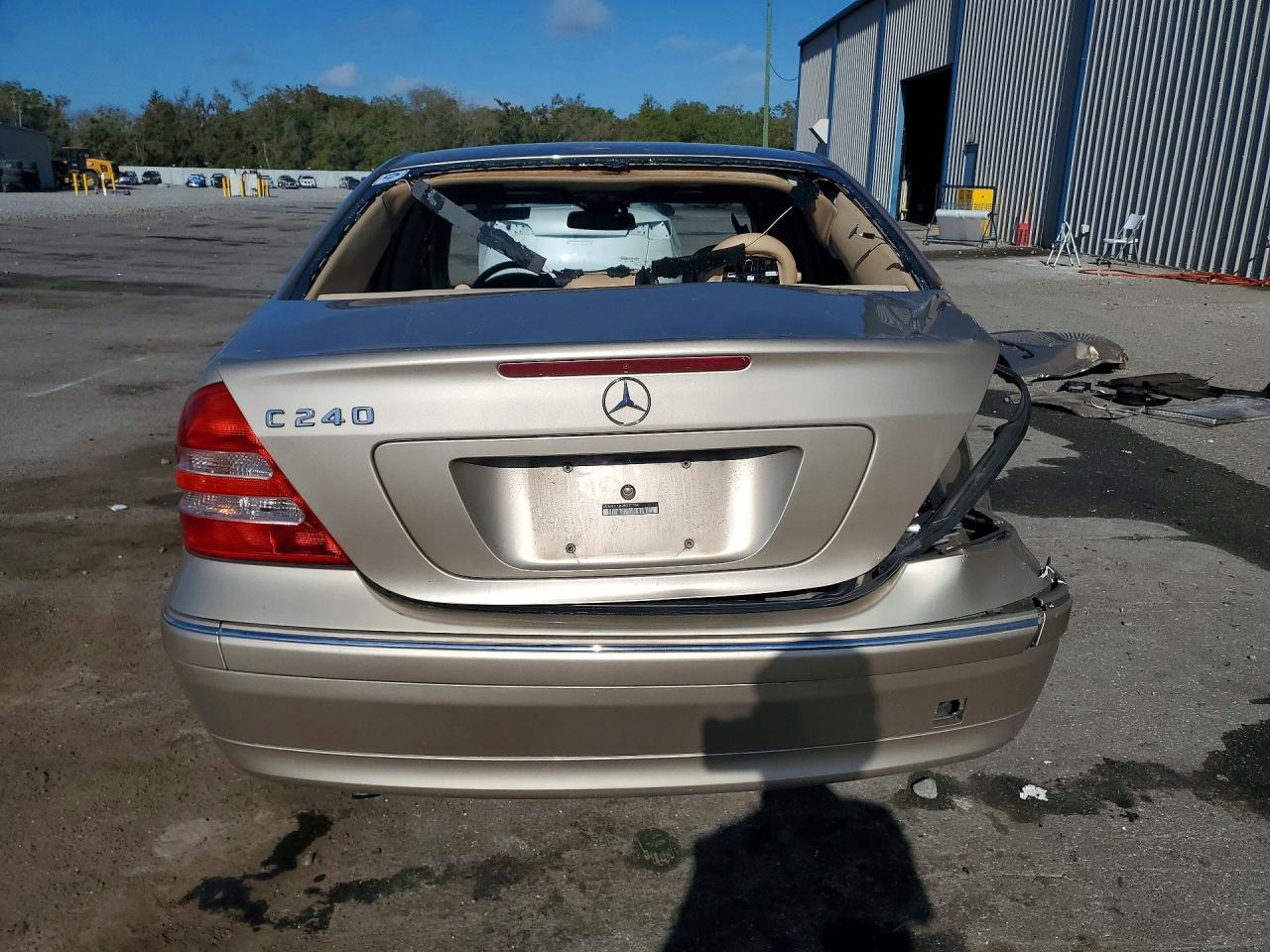 2002 Mercedes-benz C 240 Tan vin: WDBRF61J62E005384