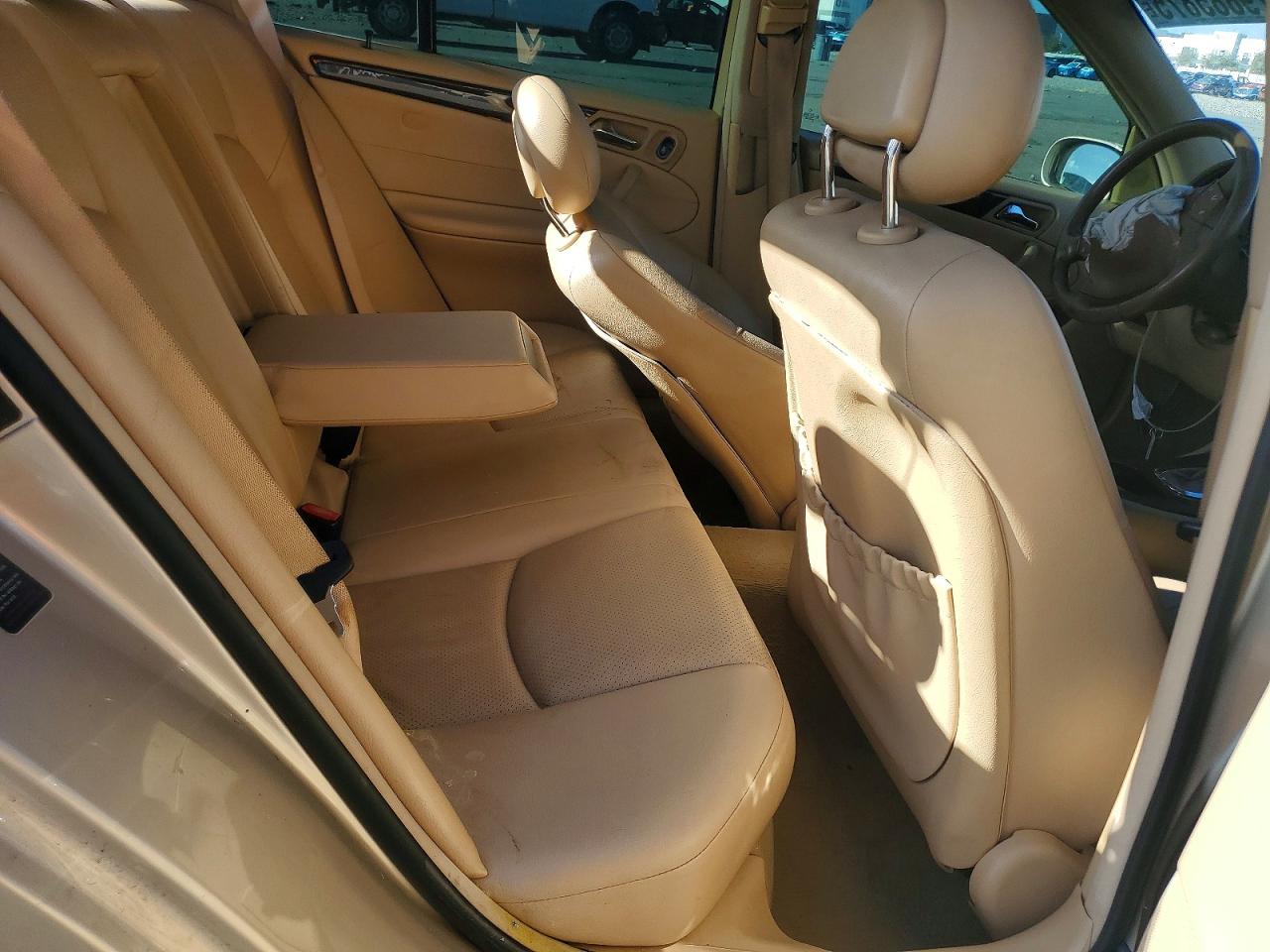 2002 Mercedes-benz C 240 Tan vin: WDBRF61J62E005384