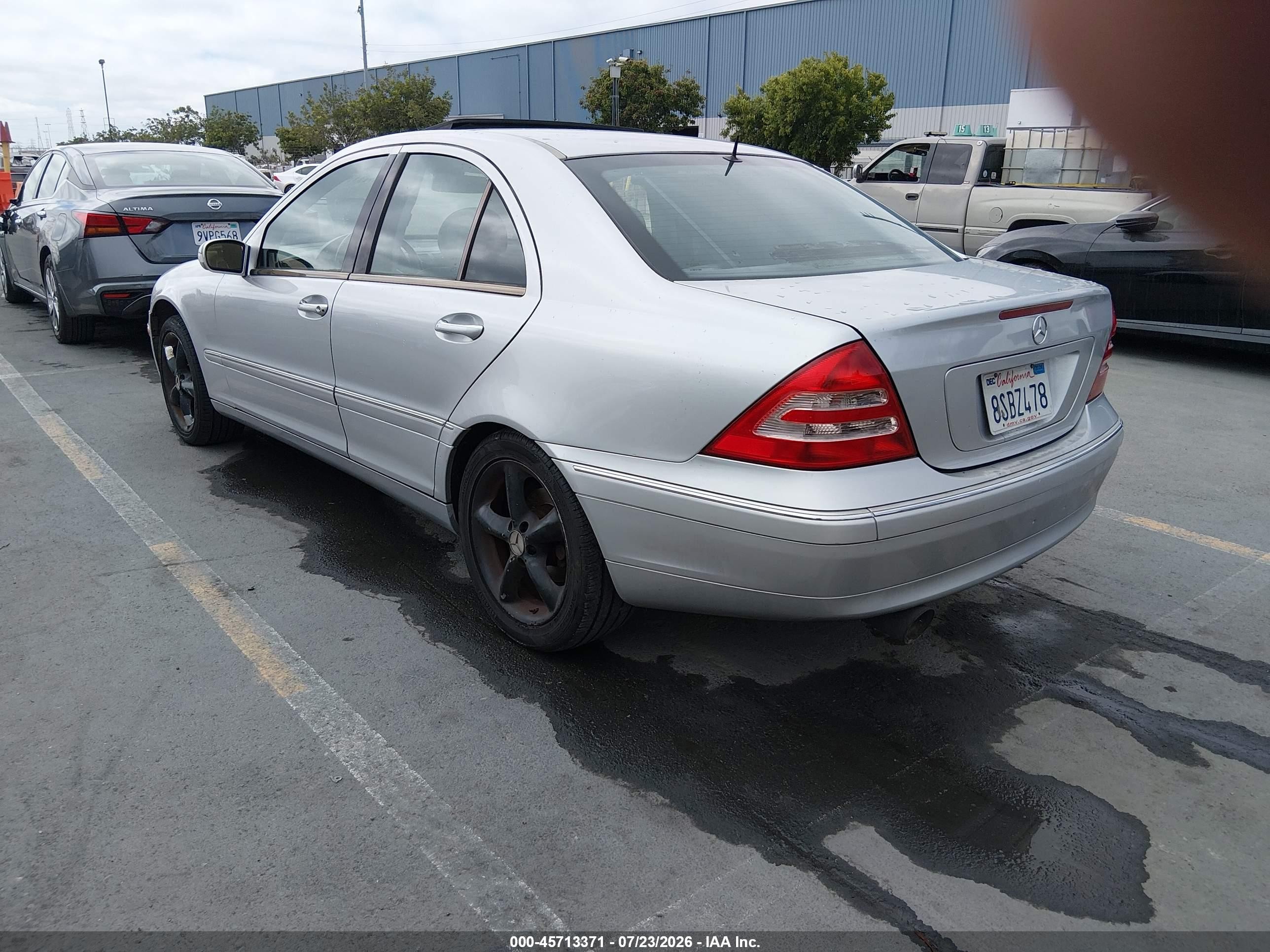 2002 Mercedes-benz C 240   Gray vin: WDBRF61J62F184486