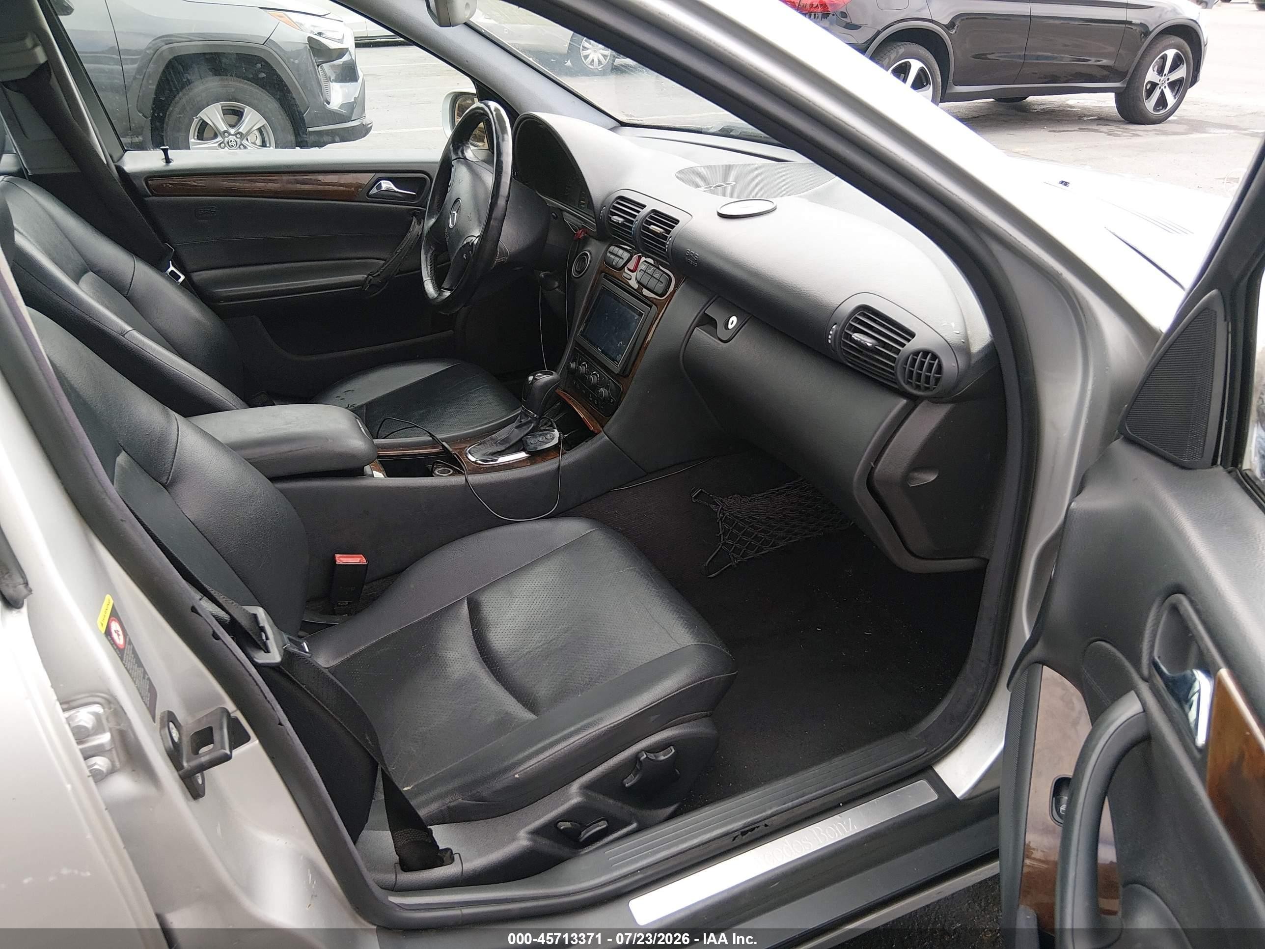 2002 Mercedes-benz C 240   Gray vin: WDBRF61J62F184486