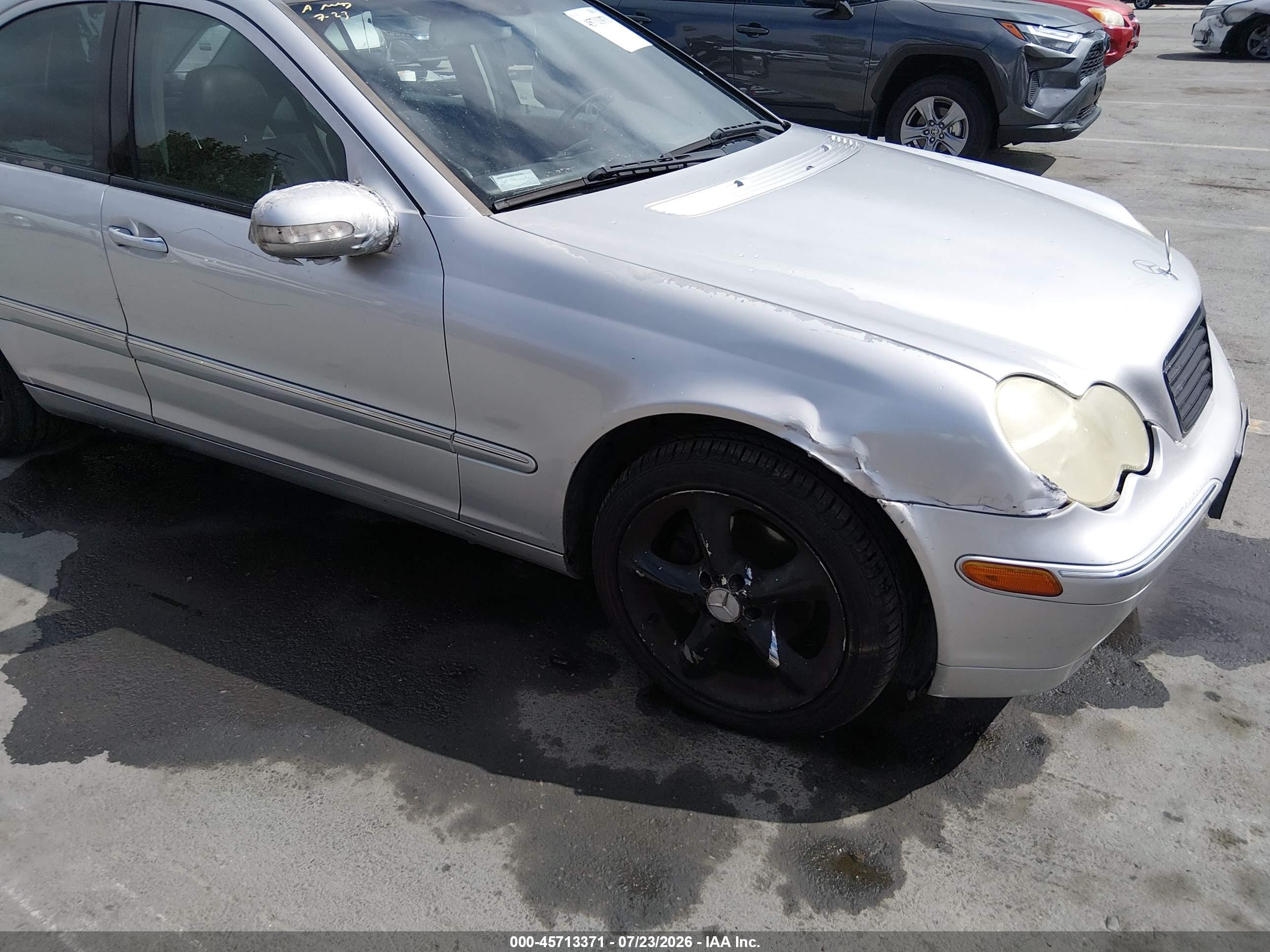 2002 Mercedes-benz C 240   Gray vin: WDBRF61J62F184486