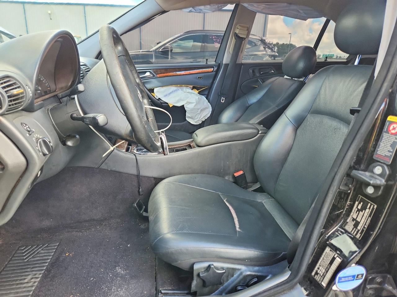2002 Mercedes-benz C 240 Черный vin: WDBRF61J62F191311