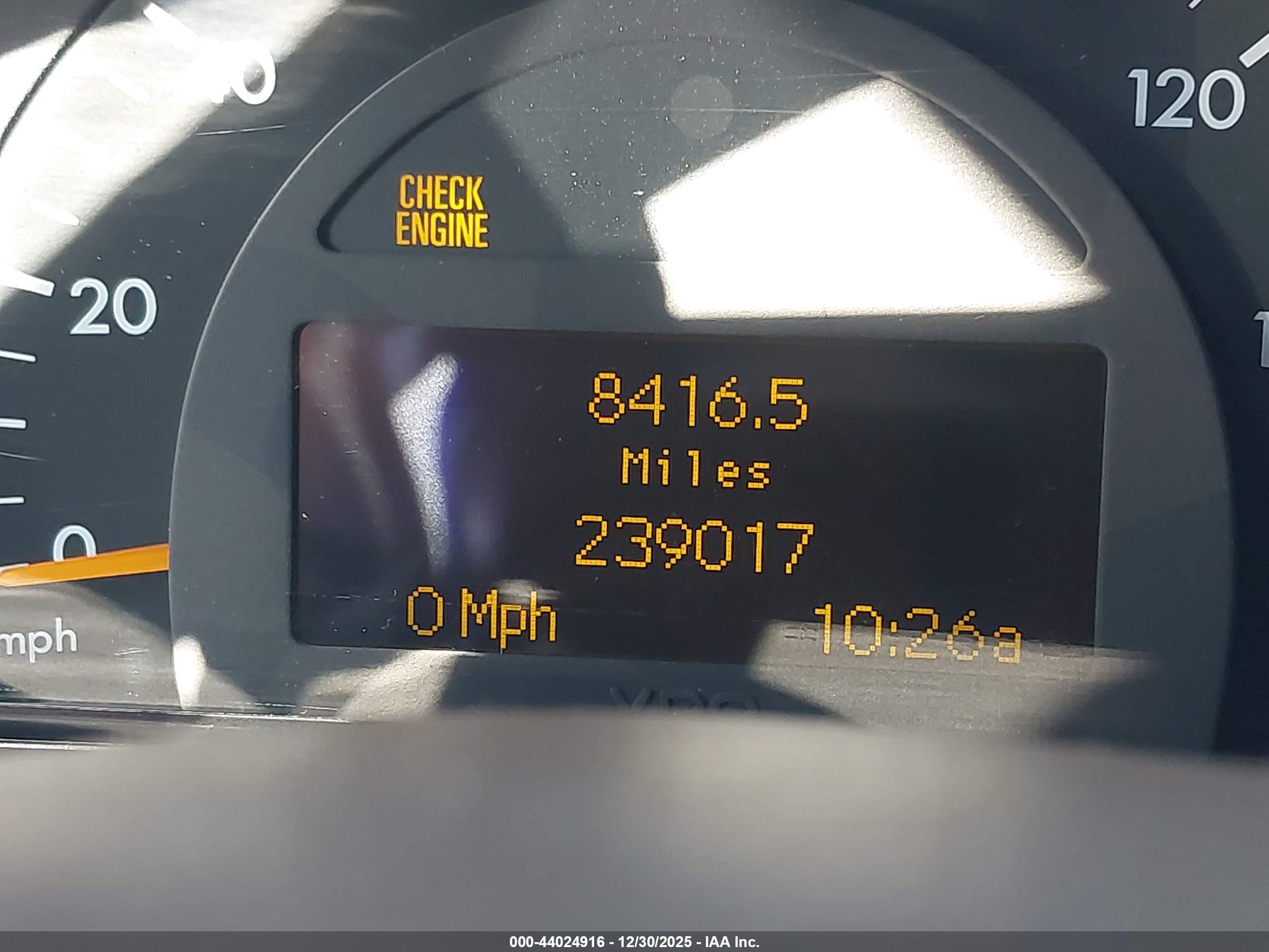 2002 Mercedes-benz C 240   Gold vin: WDBRF61J62F199005