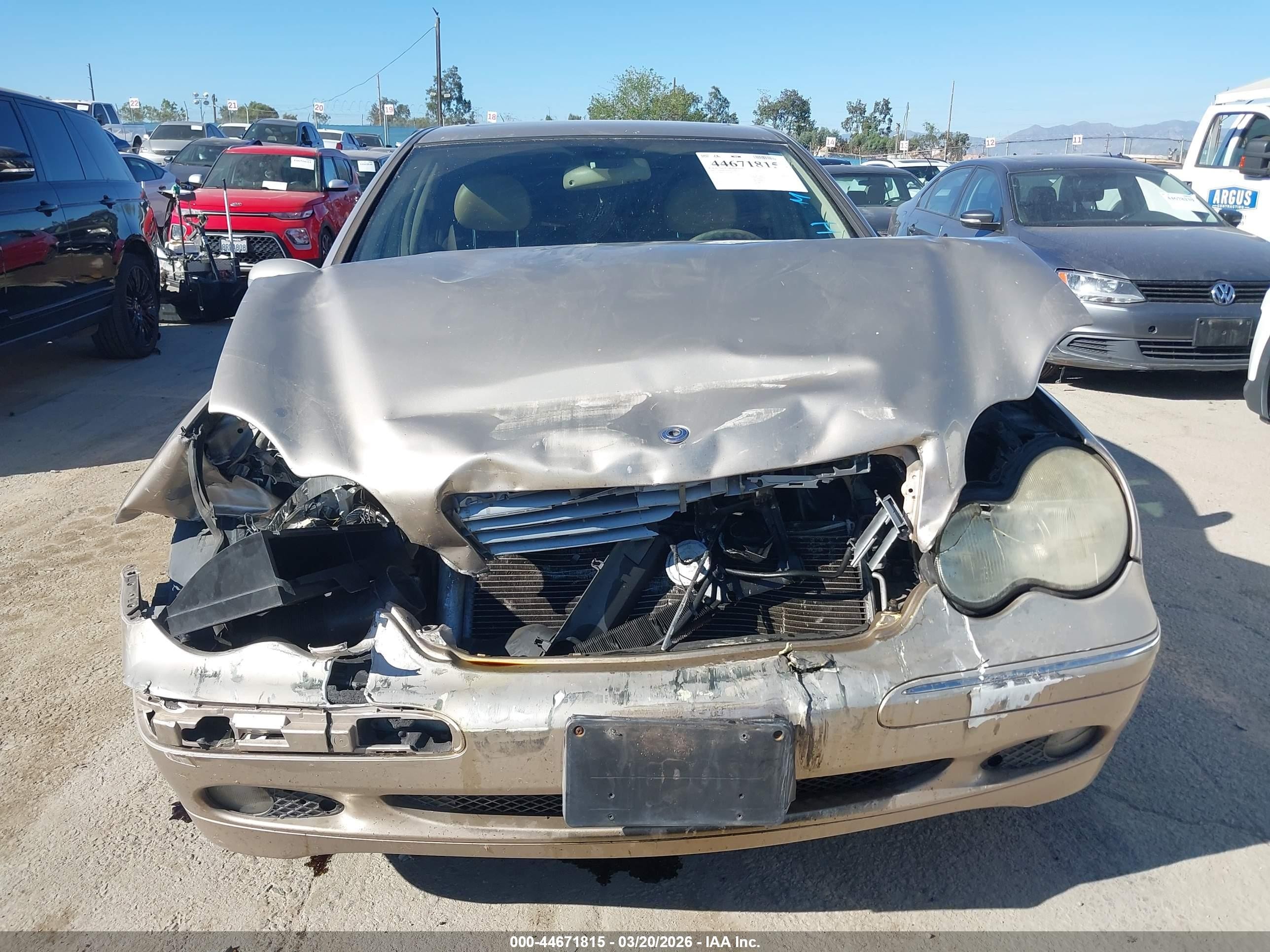 2002 Mercedes-benz C 240   Tan vin: WDBRF61J62F287178