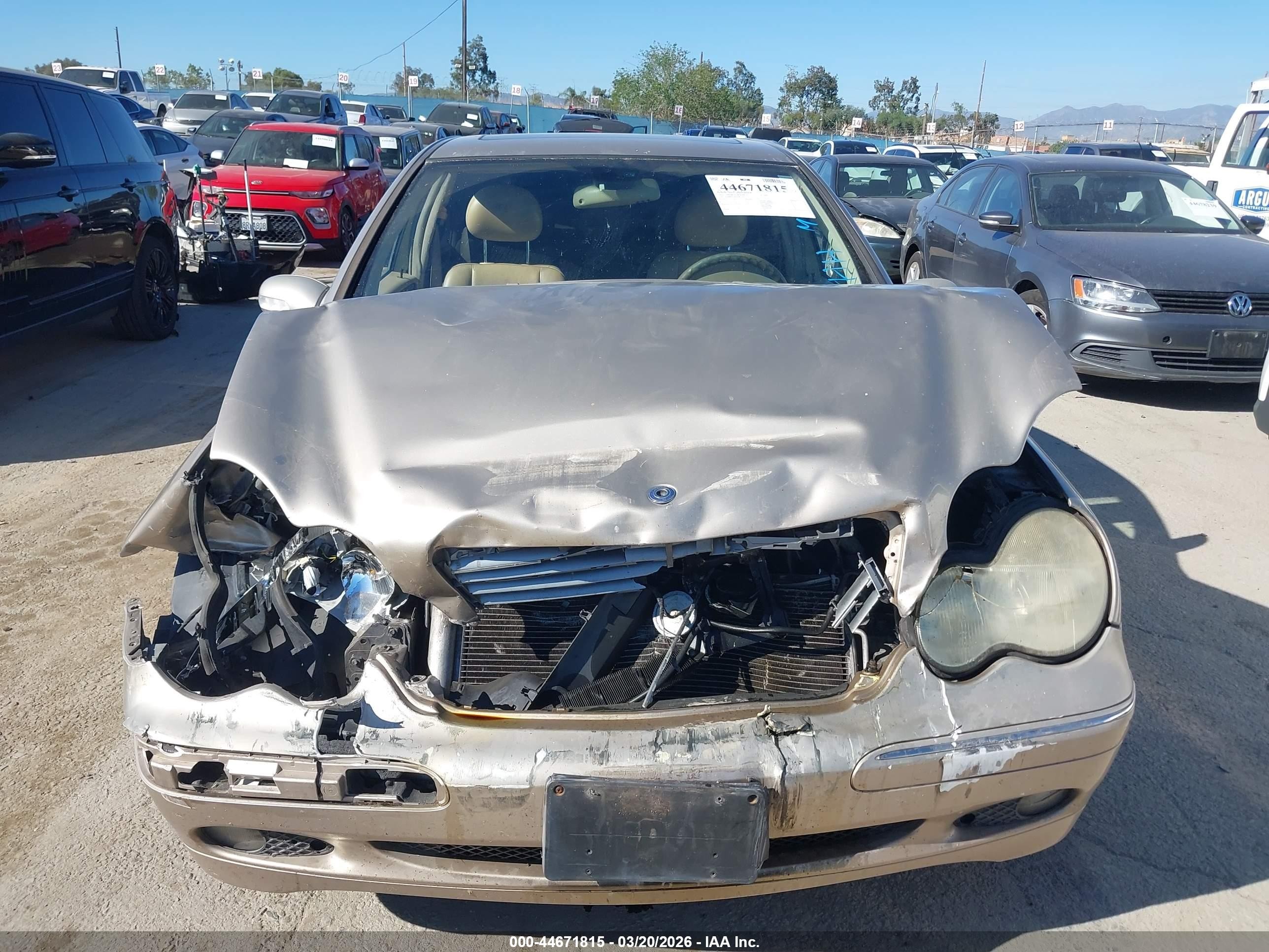 2002 Mercedes-benz C 240   Tan vin: WDBRF61J62F287178