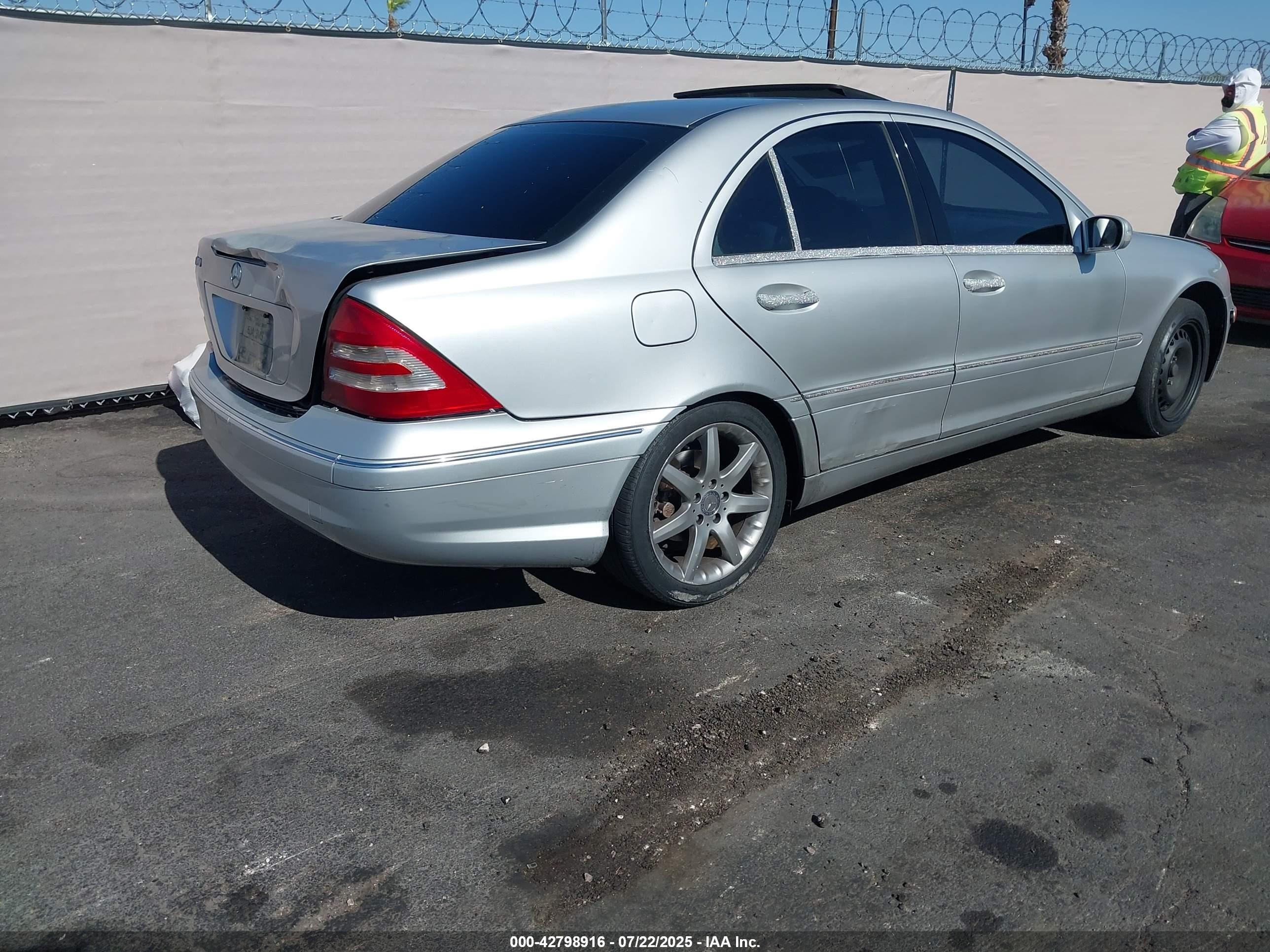 2003 Mercedes-benz C 240   Silver vin: WDBRF61J63A456890