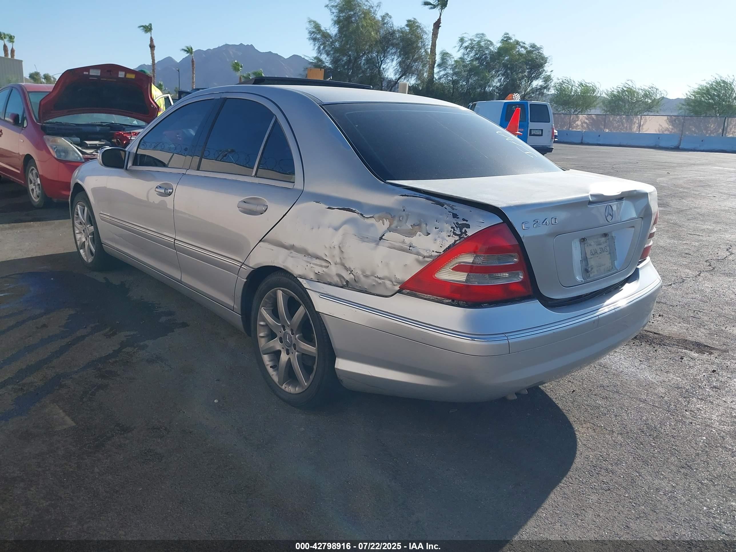 2003 Mercedes-benz C 240   Silver vin: WDBRF61J63A456890