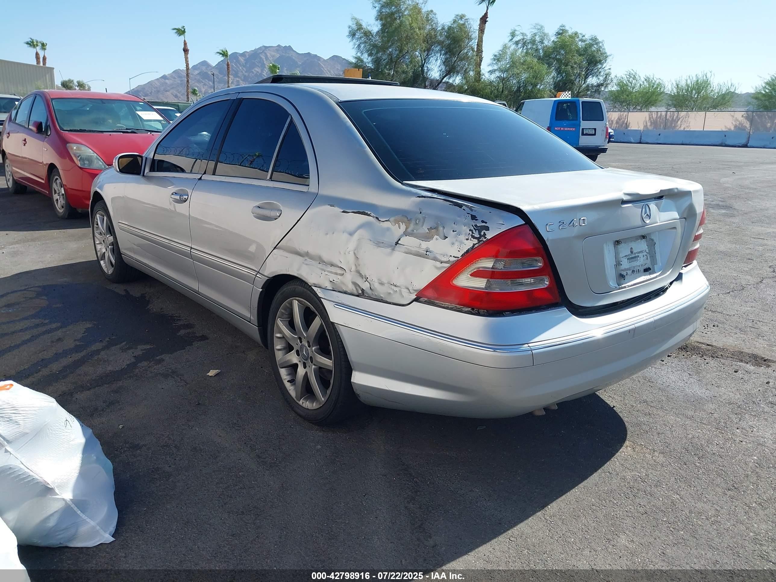 2003 Mercedes-benz C 240   Silver vin: WDBRF61J63A456890