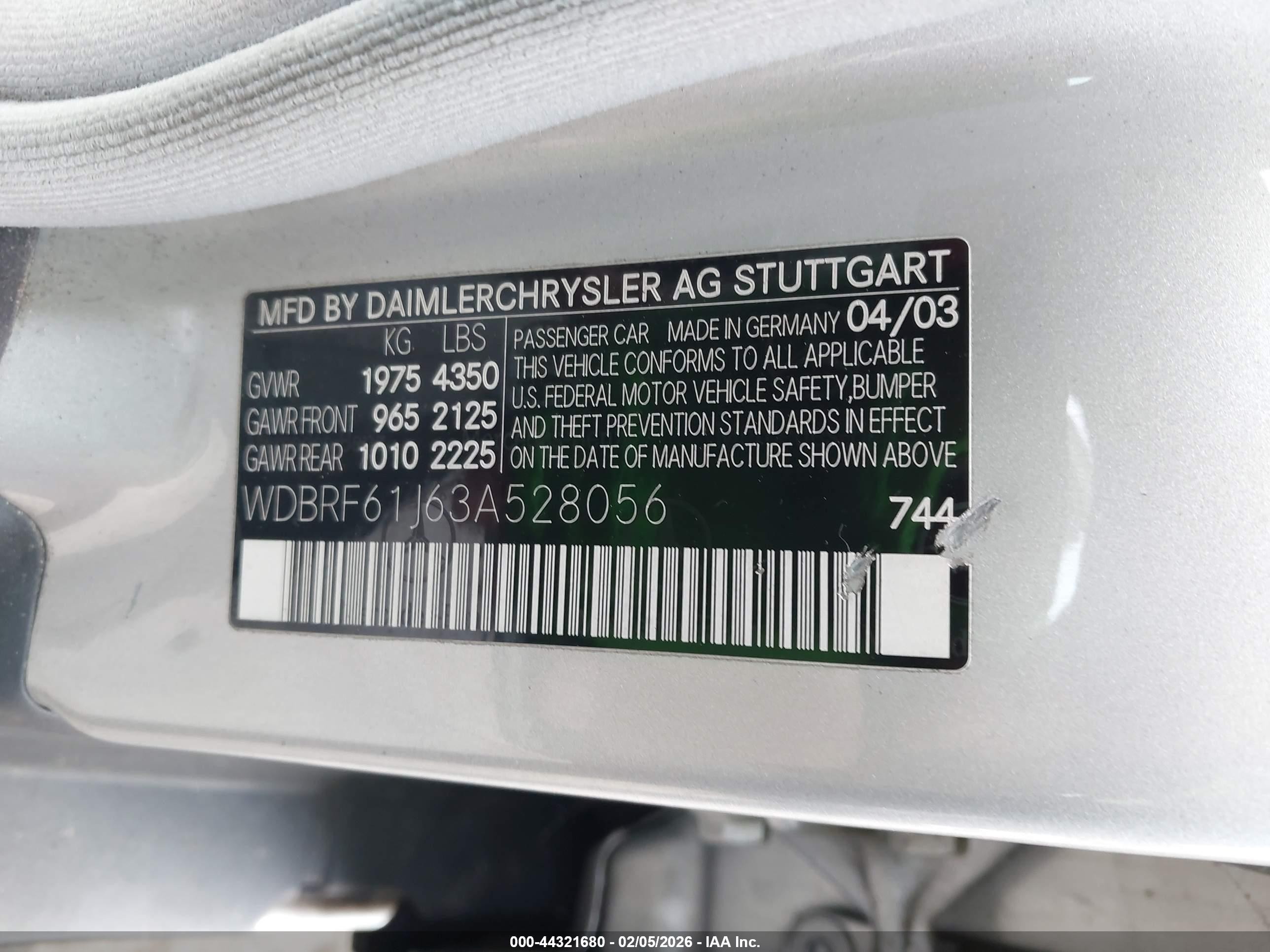 2003 Mercedes-benz C 240   Серебряный vin: WDBRF61J63A528056