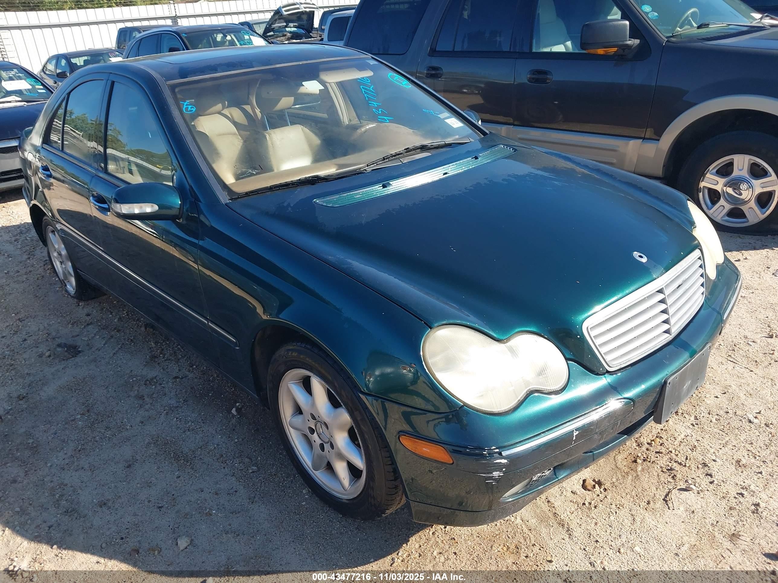 2003 Mercedes-benz C 240   Зеленый vin: WDBRF61J63E014619