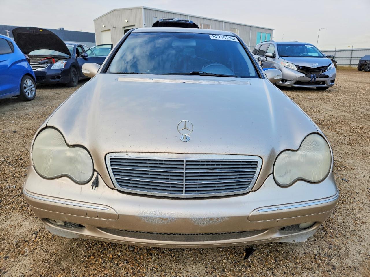 2003 Mercedes-benz C 240 Gold vin: WDBRF61J63F344240