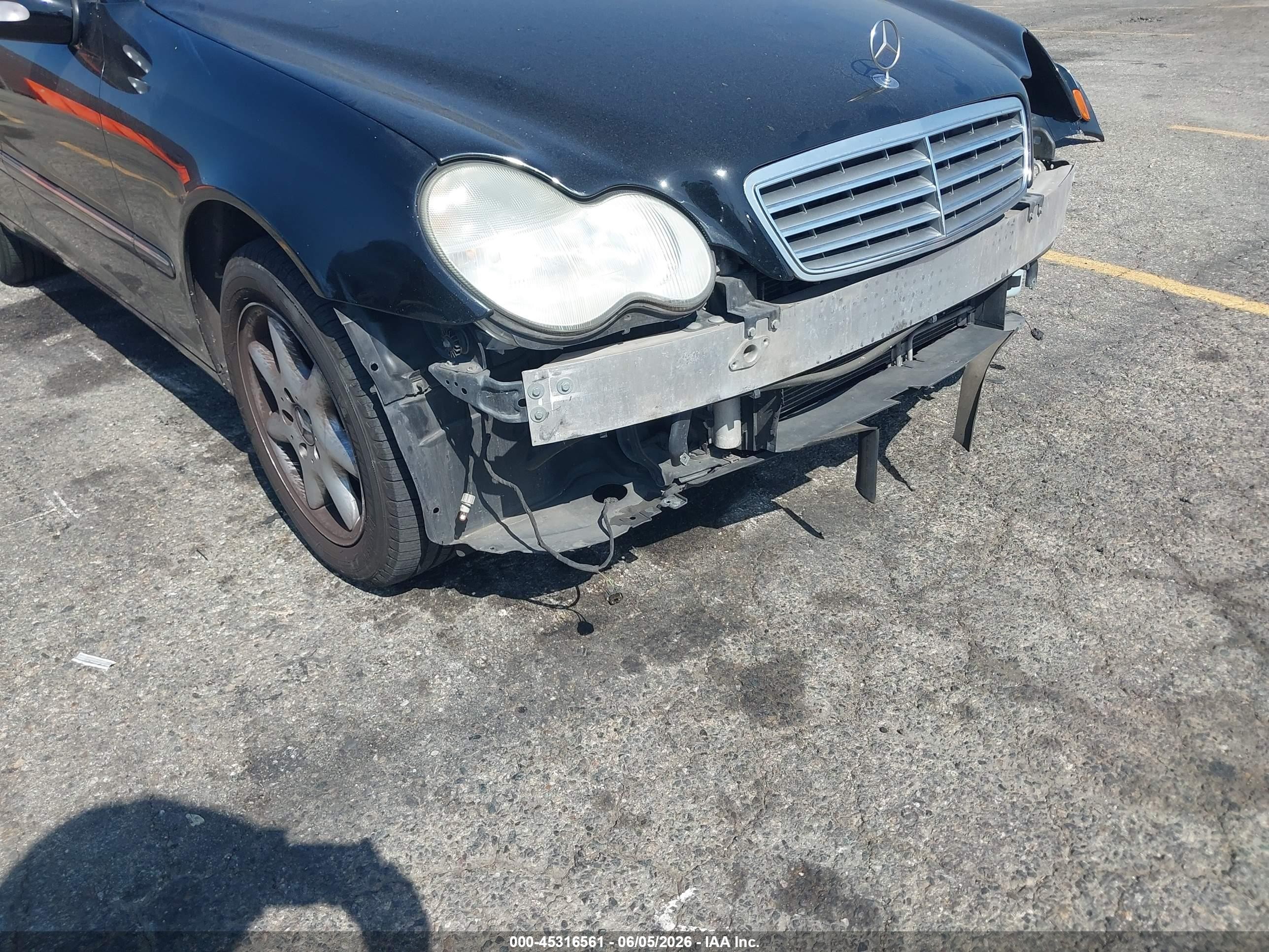 2003 Mercedes-benz C 240   Black vin: WDBRF61J63F392689