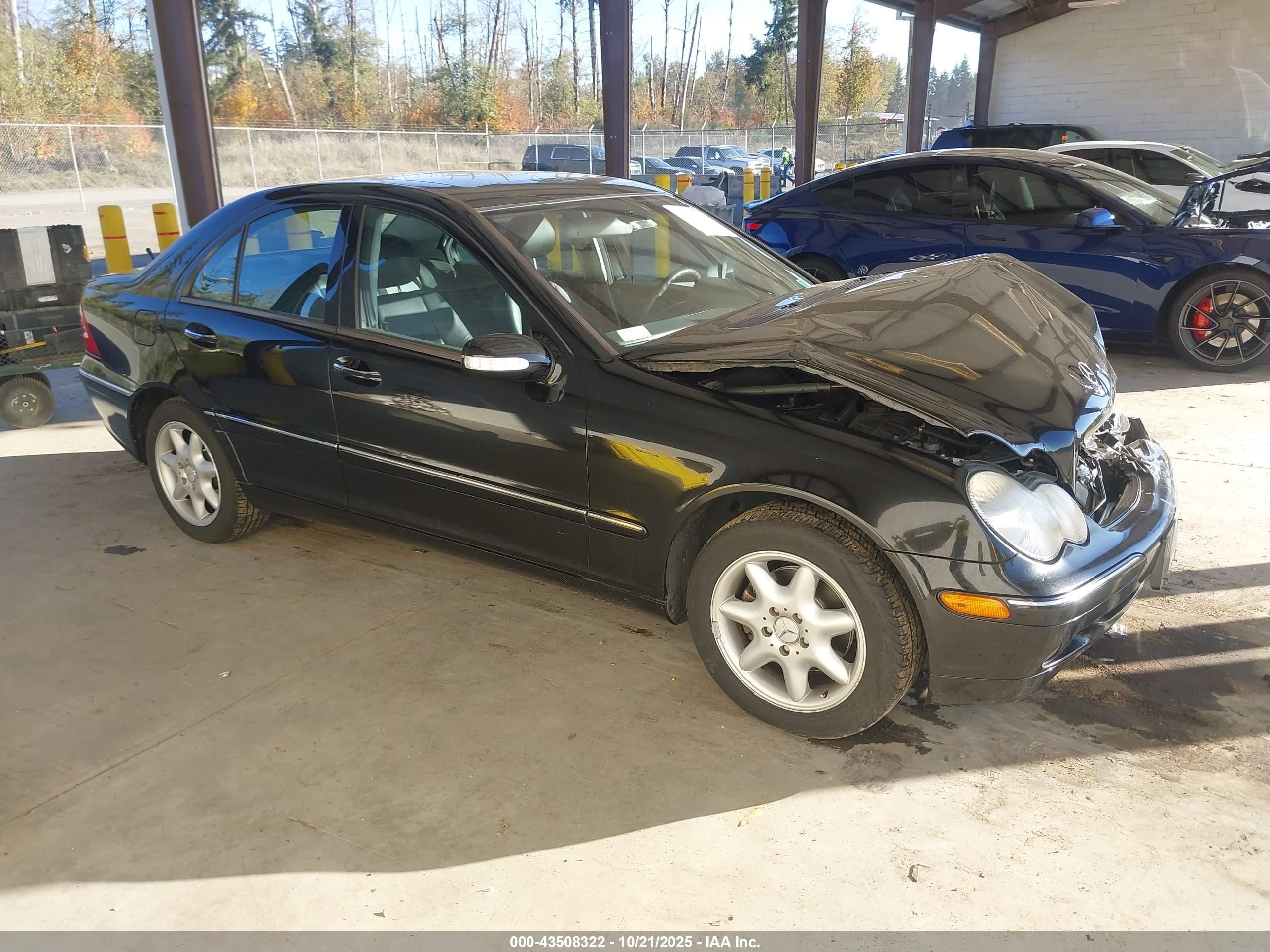 2004 Mercedes-benz C 240   Black vin: WDBRF61J64F477050