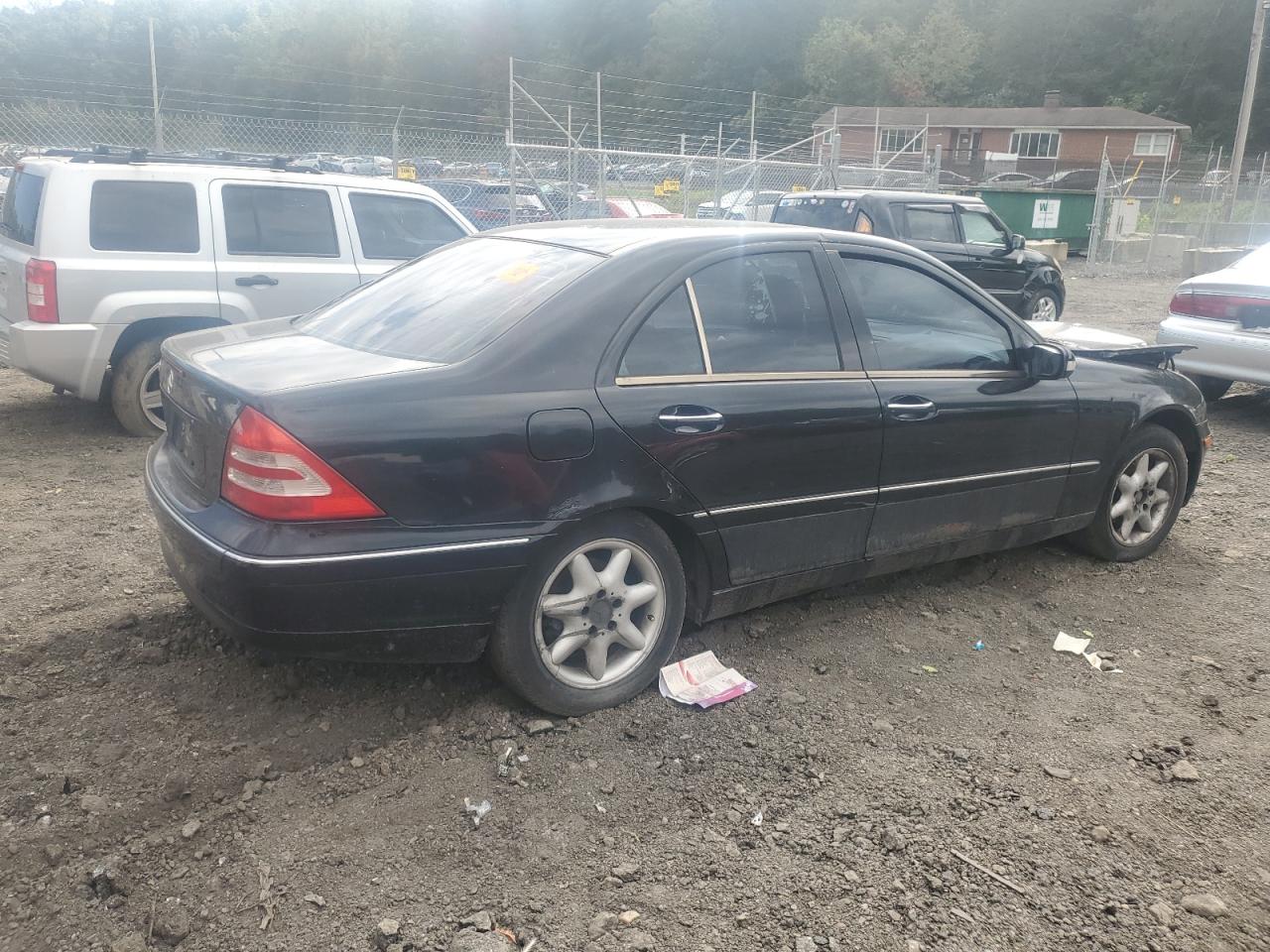 2001 Mercedes-benz C 240 Black vin: WDBRF61J71F072892