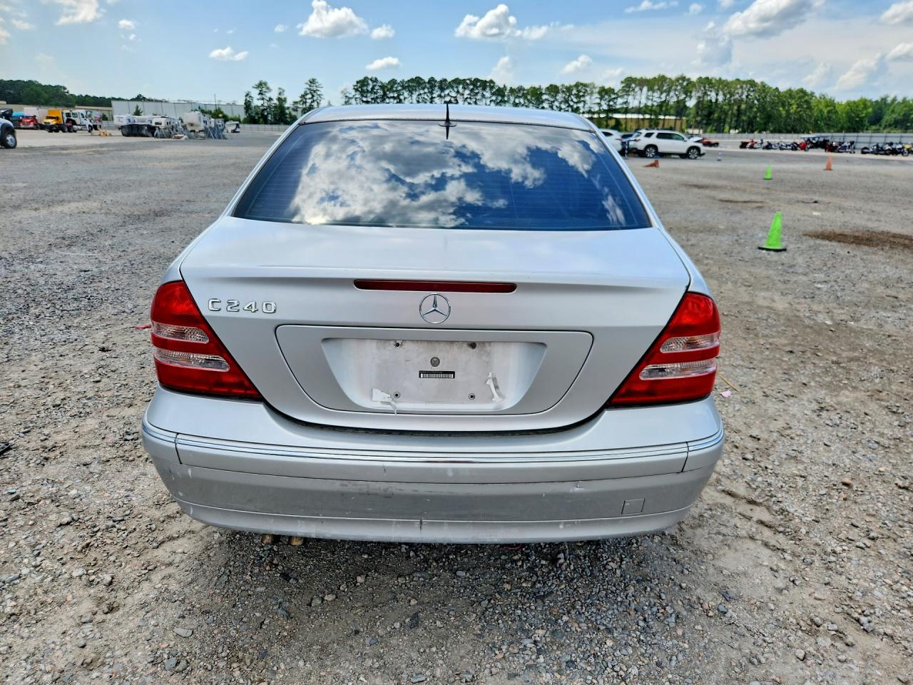 2001 Mercedes-benz C 240 Silver vin: WDBRF61J71F077123