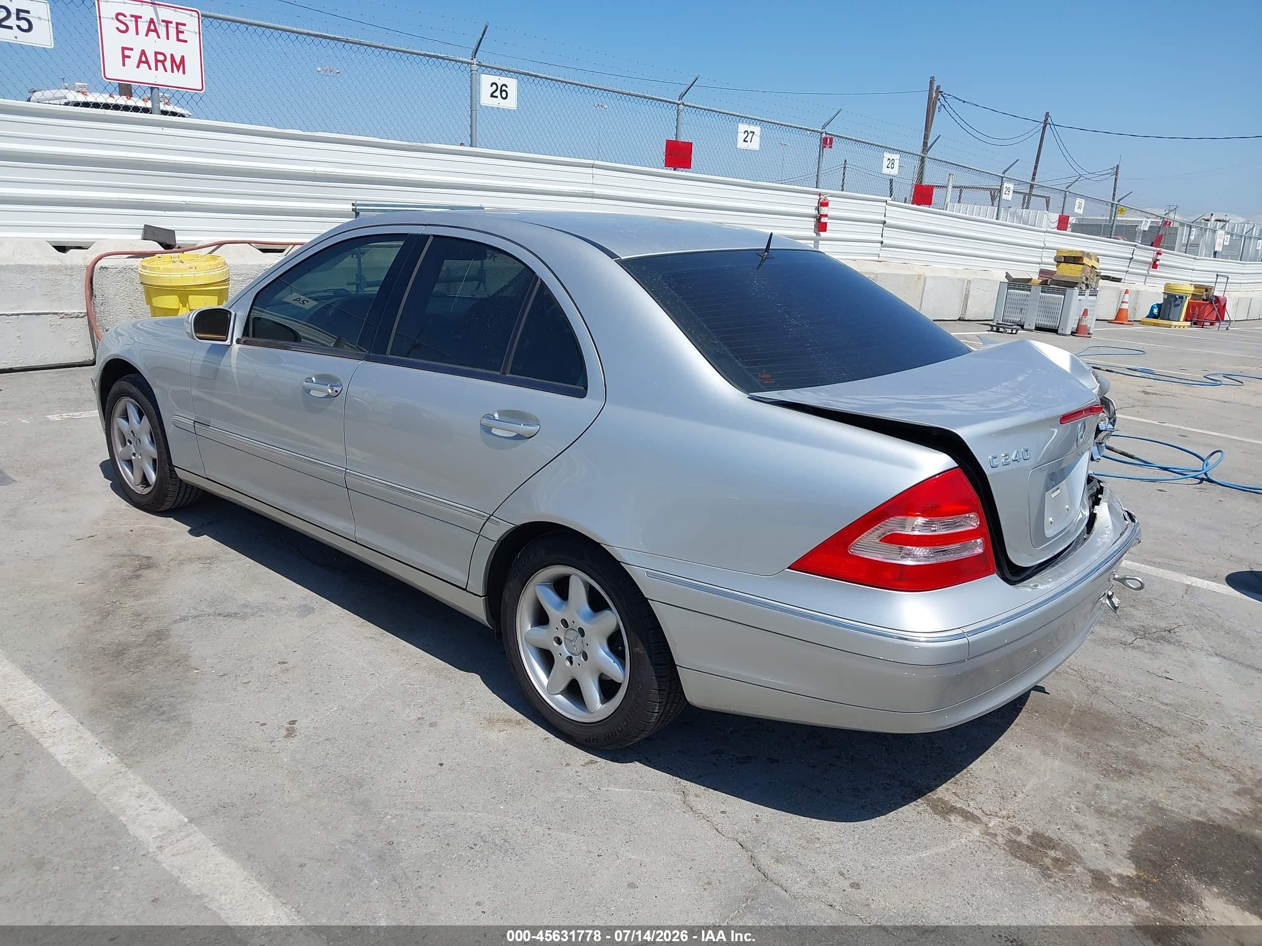2002 Mercedes-benz C 240   Silver vin: WDBRF61J72E002770