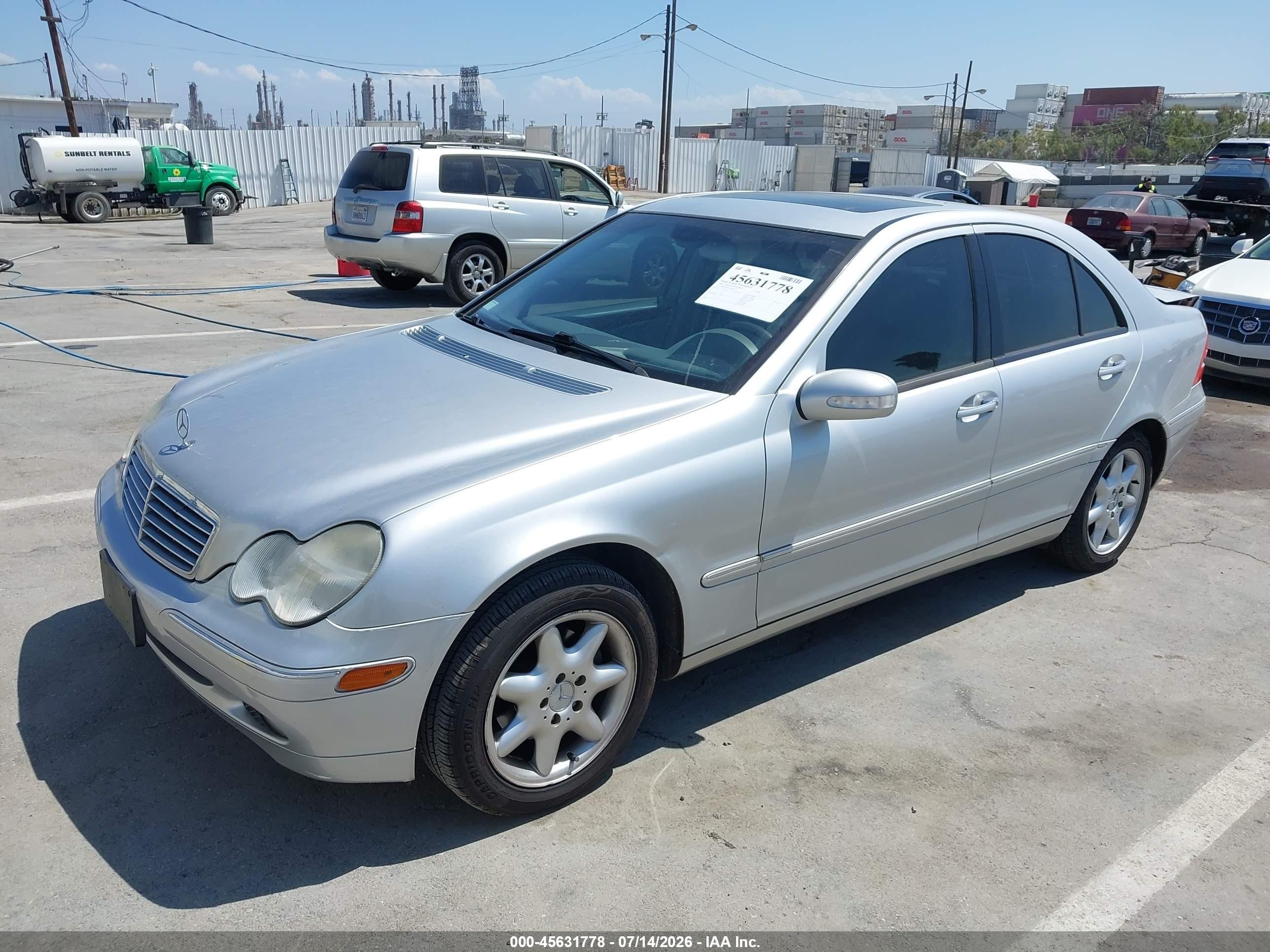 2002 Mercedes-benz C 240   Silver vin: WDBRF61J72E002770