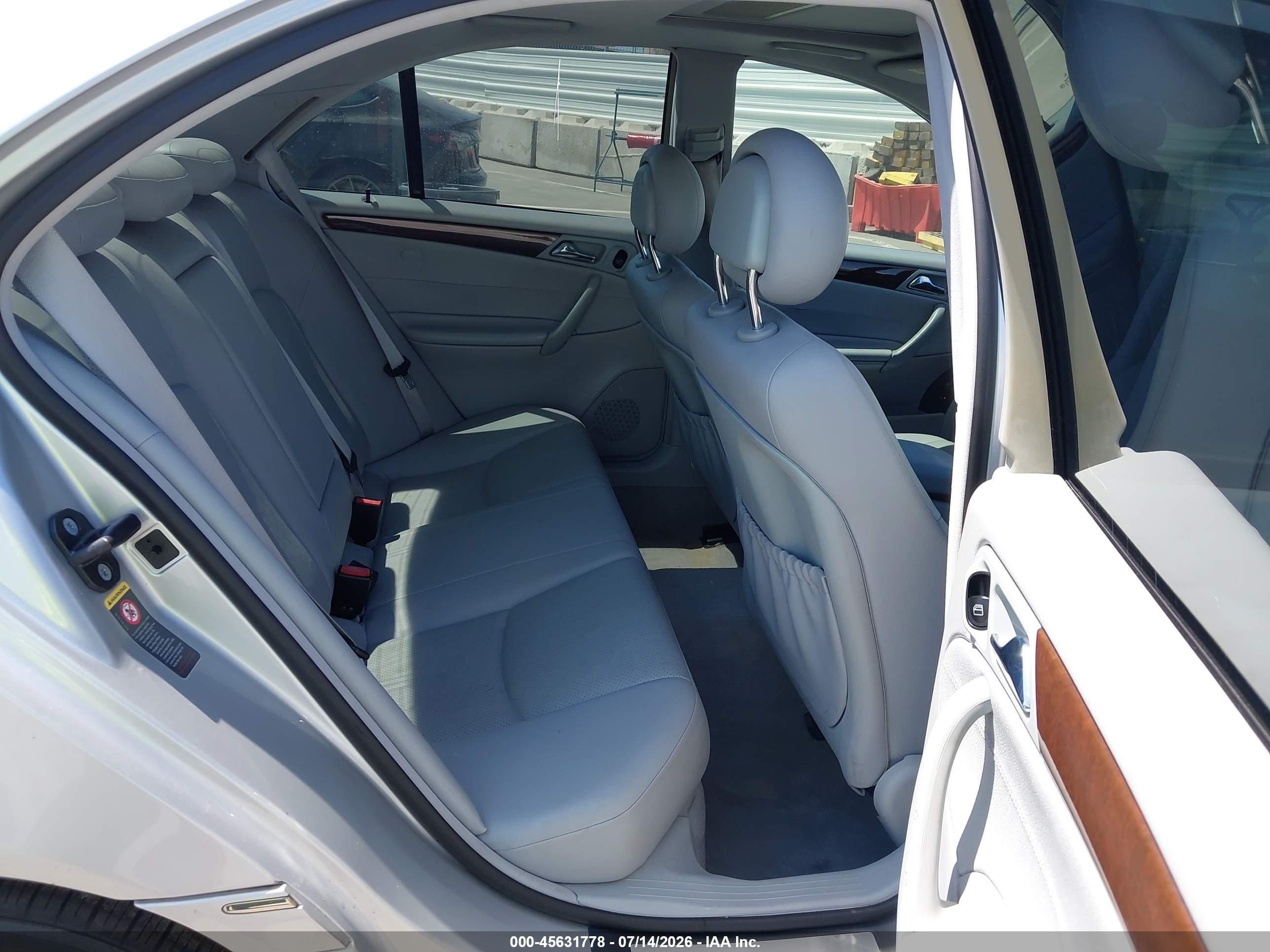2002 Mercedes-benz C 240   Silver vin: WDBRF61J72E002770