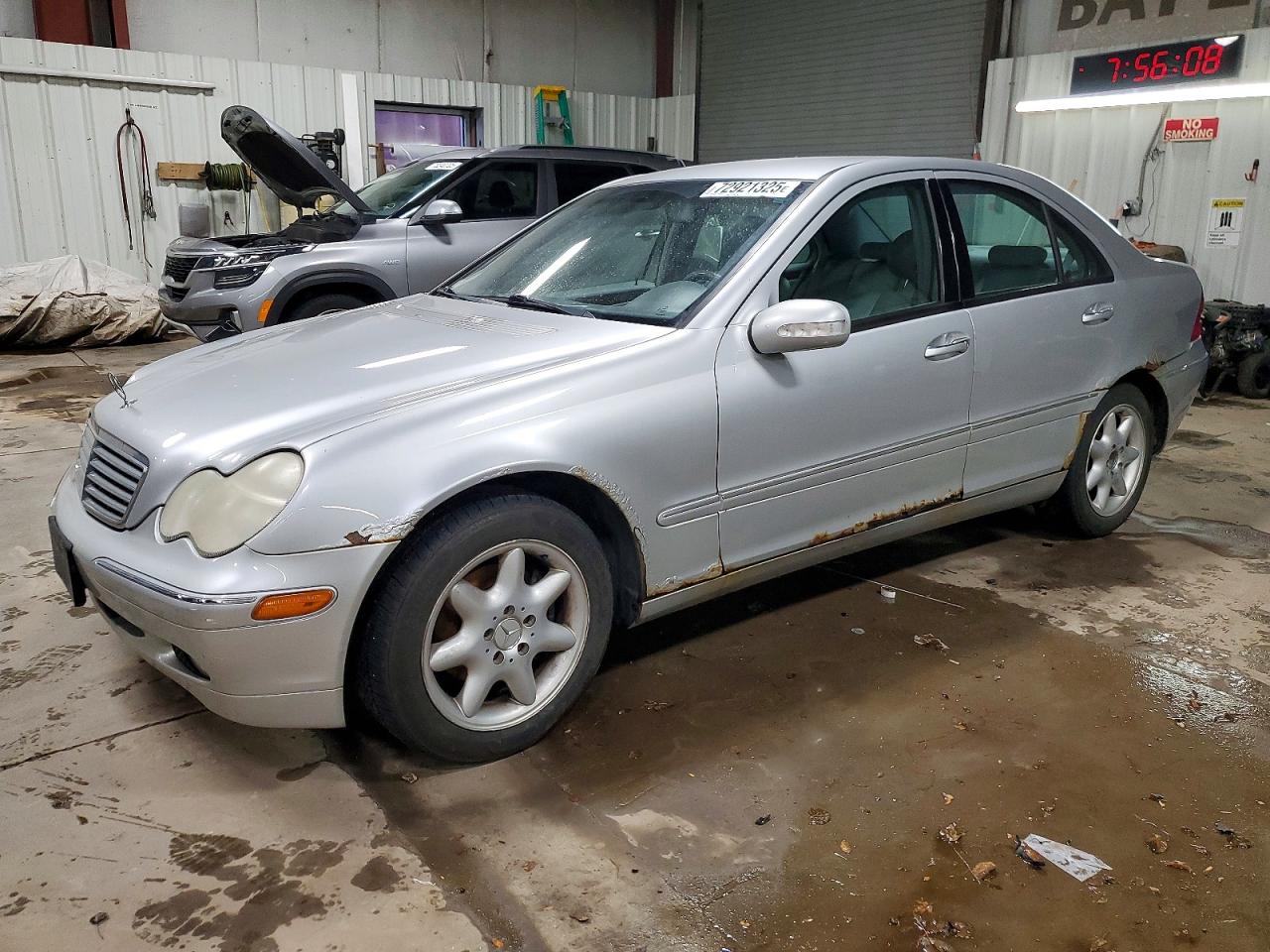 2002 Mercedes-benz C 240 Серебряный vin: WDBRF61J72F154770