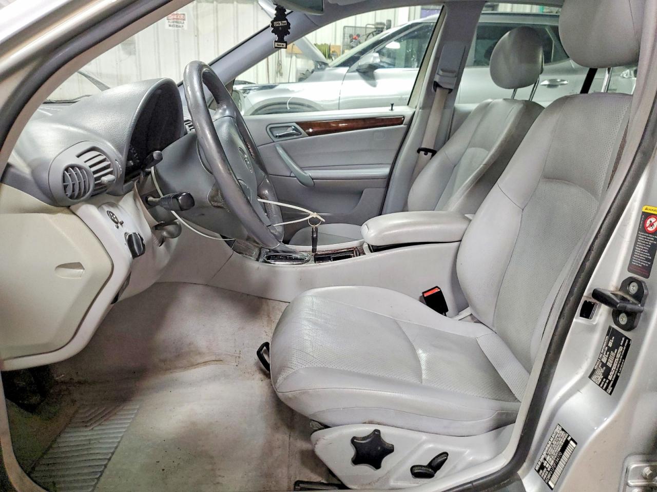 2002 Mercedes-benz C 240 Серебряный vin: WDBRF61J72F154770