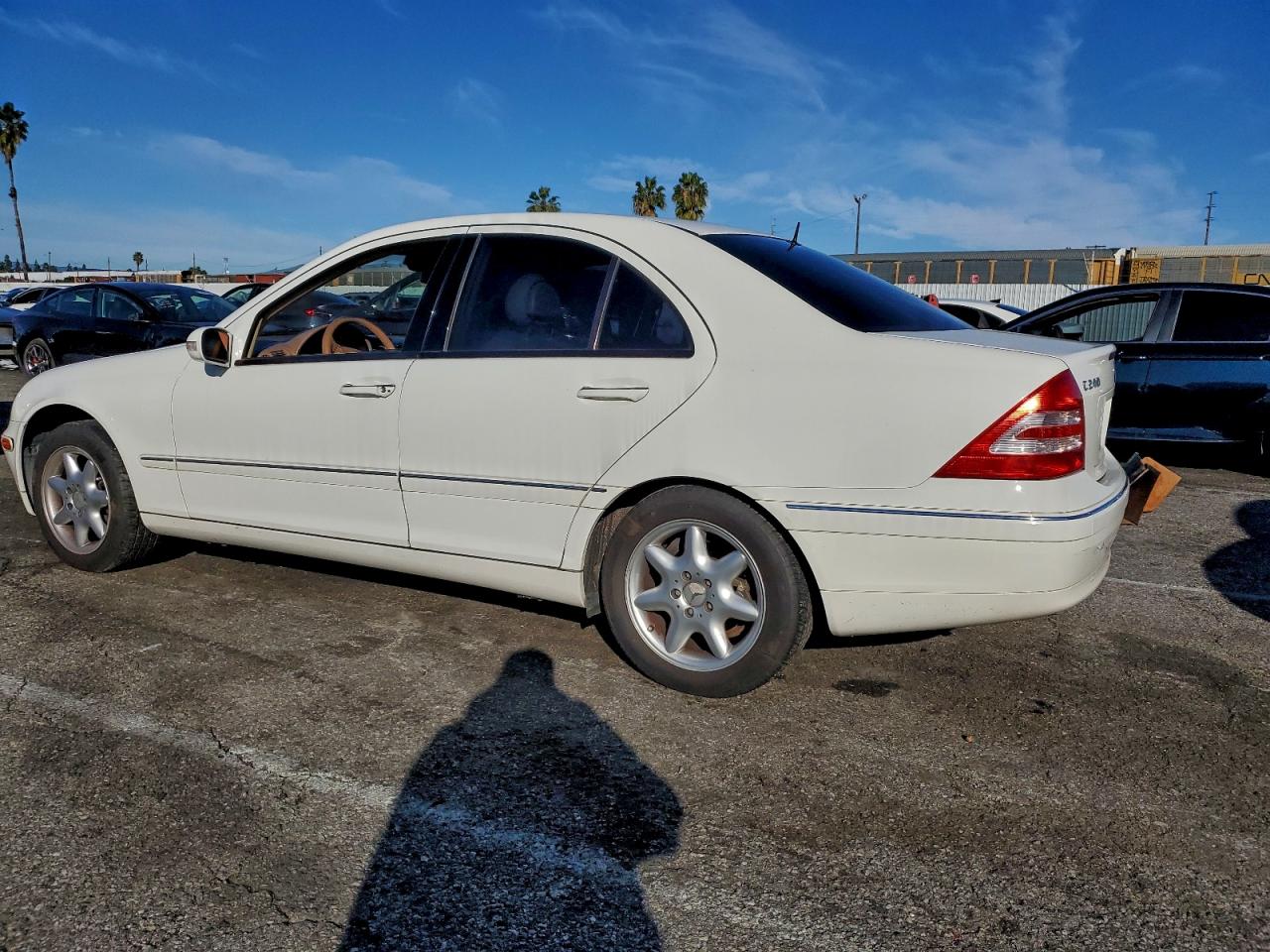2002 Mercedes-benz C 240 White vin: WDBRF61J72F255436